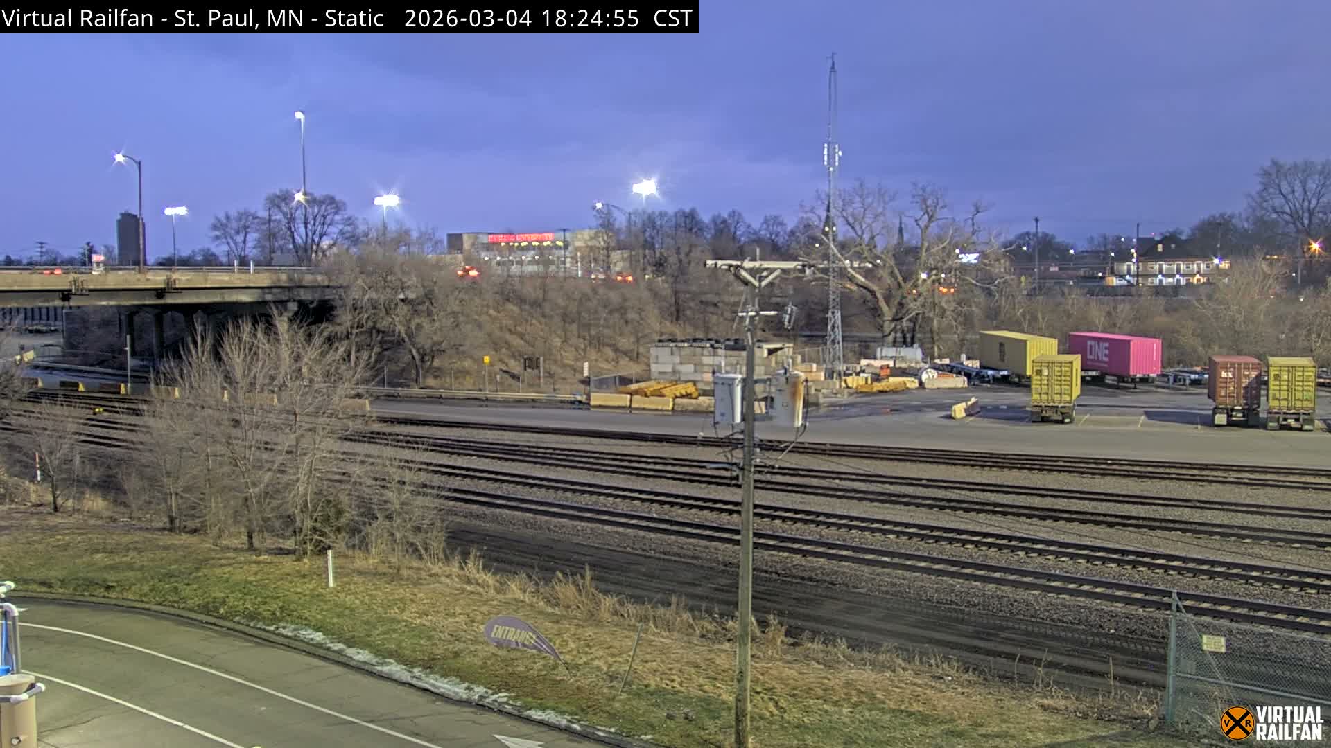 Saint Paul Railroad Crossing Live Cam - Saint Paul, Ramsey, Minnesota, USA