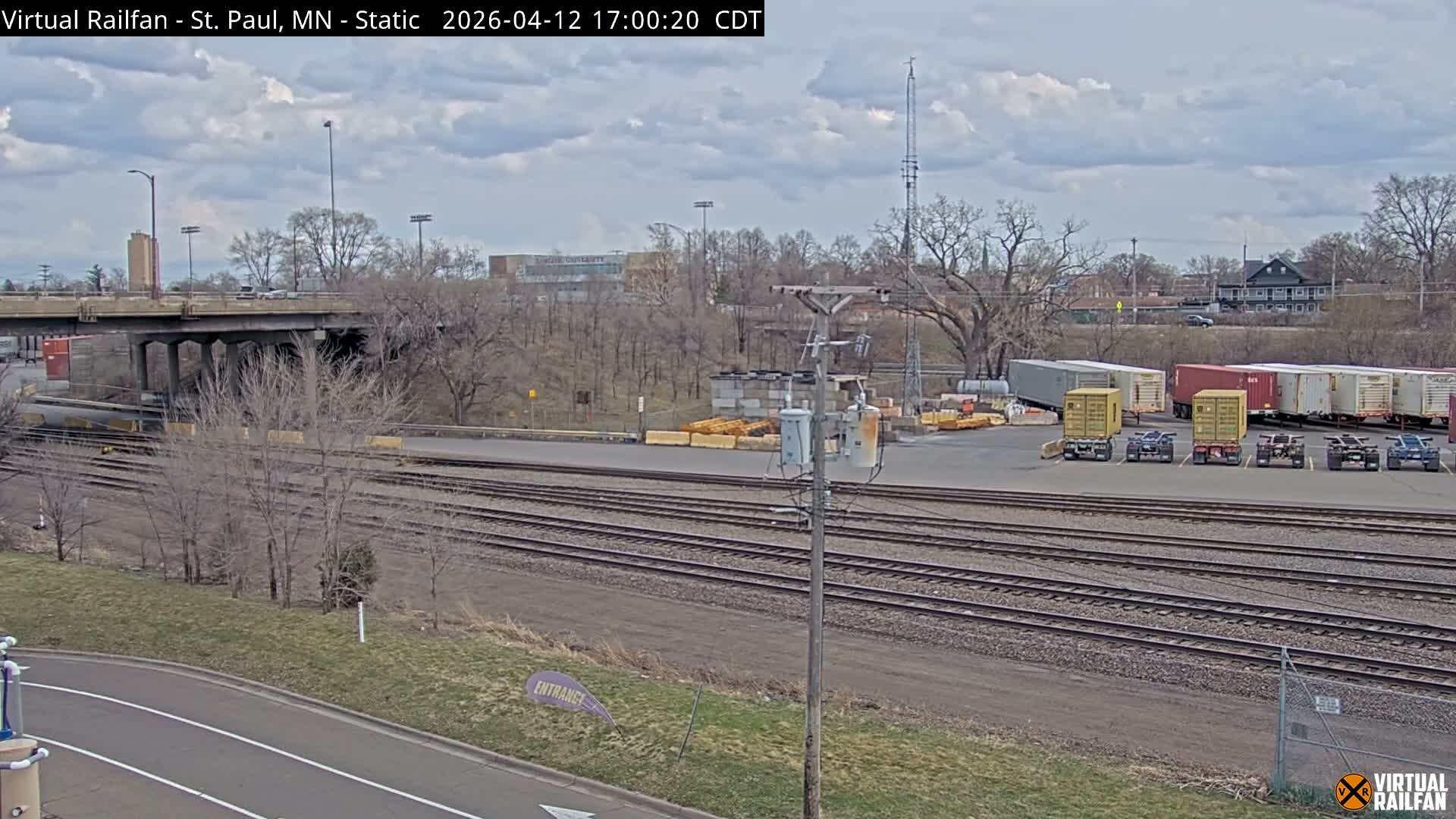 Saint Paul Railroad Crossing Live Cam - Saint Paul, Ramsey, Minnesota, USA