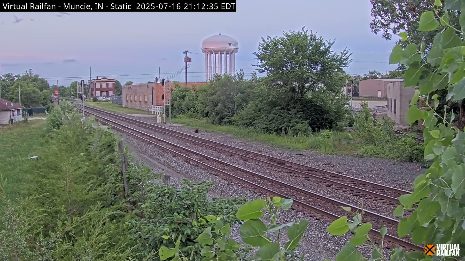 Muncie Railroad Crossing Live Cam - Muncie, Delaware, Indiana, USA