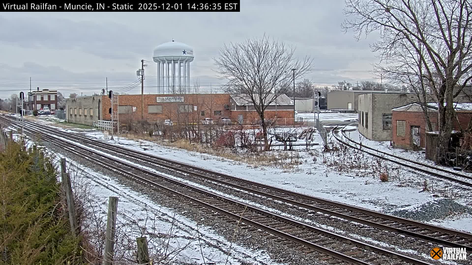 Muncie Railroad Crossing & Industry Area Live Cam - Muncie, Delaware, Indiana, USA