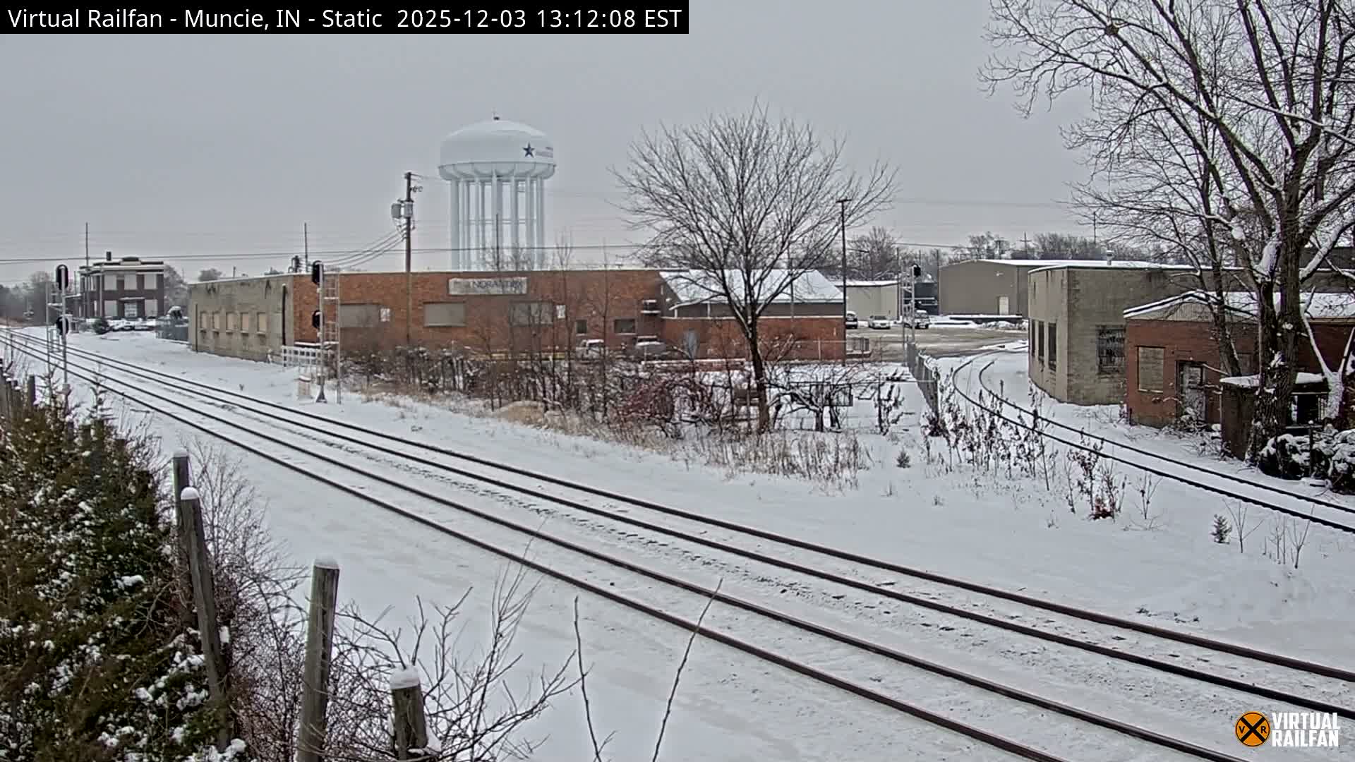 Muncie Railroad Crossing & Industry Area Live Cam - Muncie, Delaware, Indiana, USA