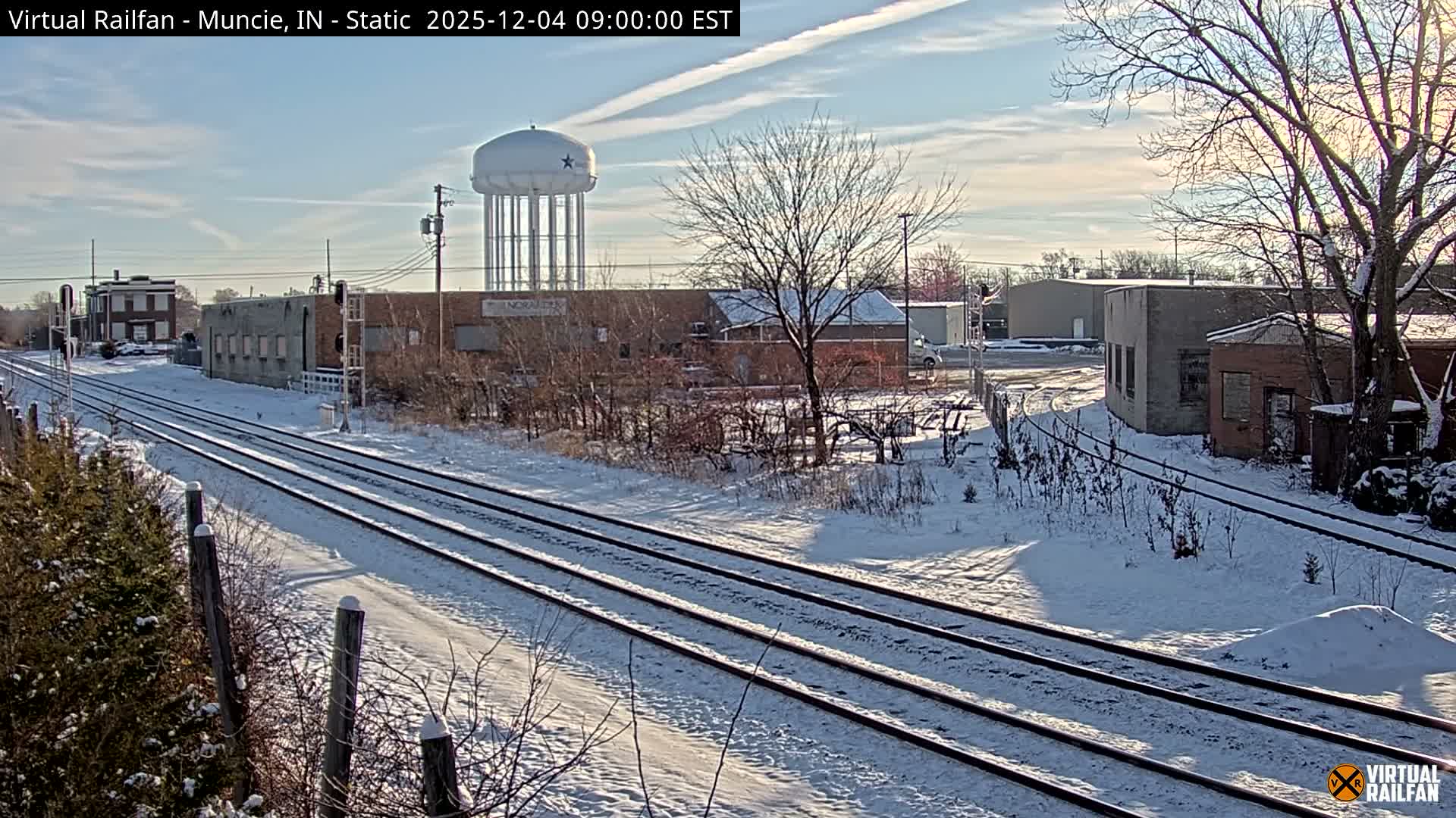 Muncie Railroad Crossing & Industry Area Live Cam - Muncie, Delaware, Indiana, USA