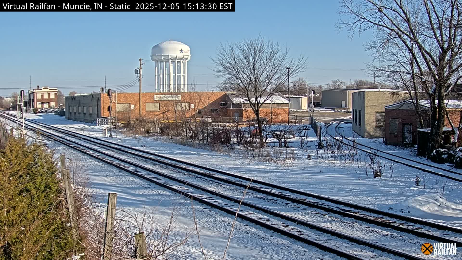 Muncie Railroad Crossing & Industry Area Live Cam - Muncie, Delaware, Indiana, USA