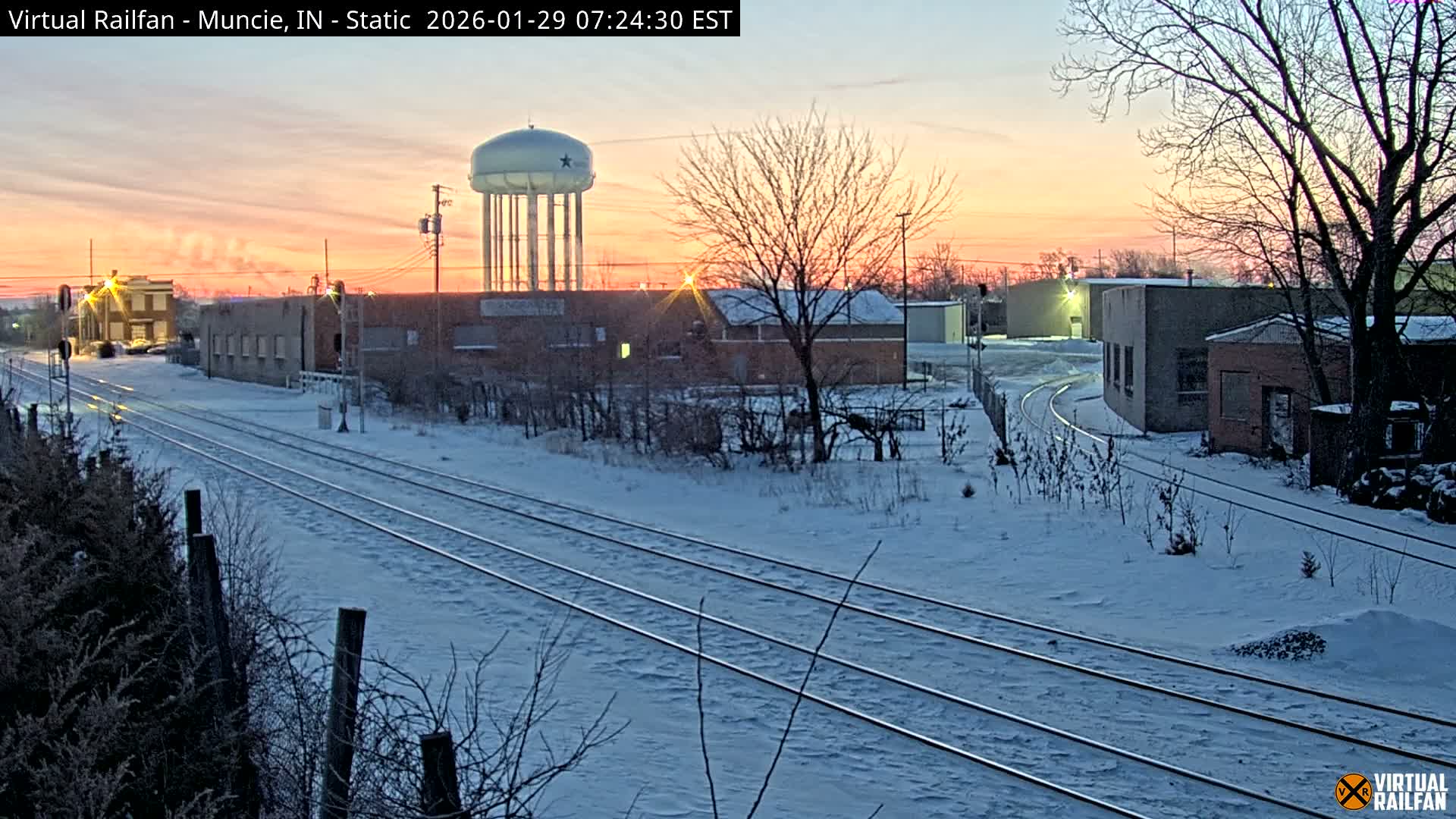 Muncie Railroad Crossing & Industry Area Live Cam - Muncie, Delaware, Indiana, USA