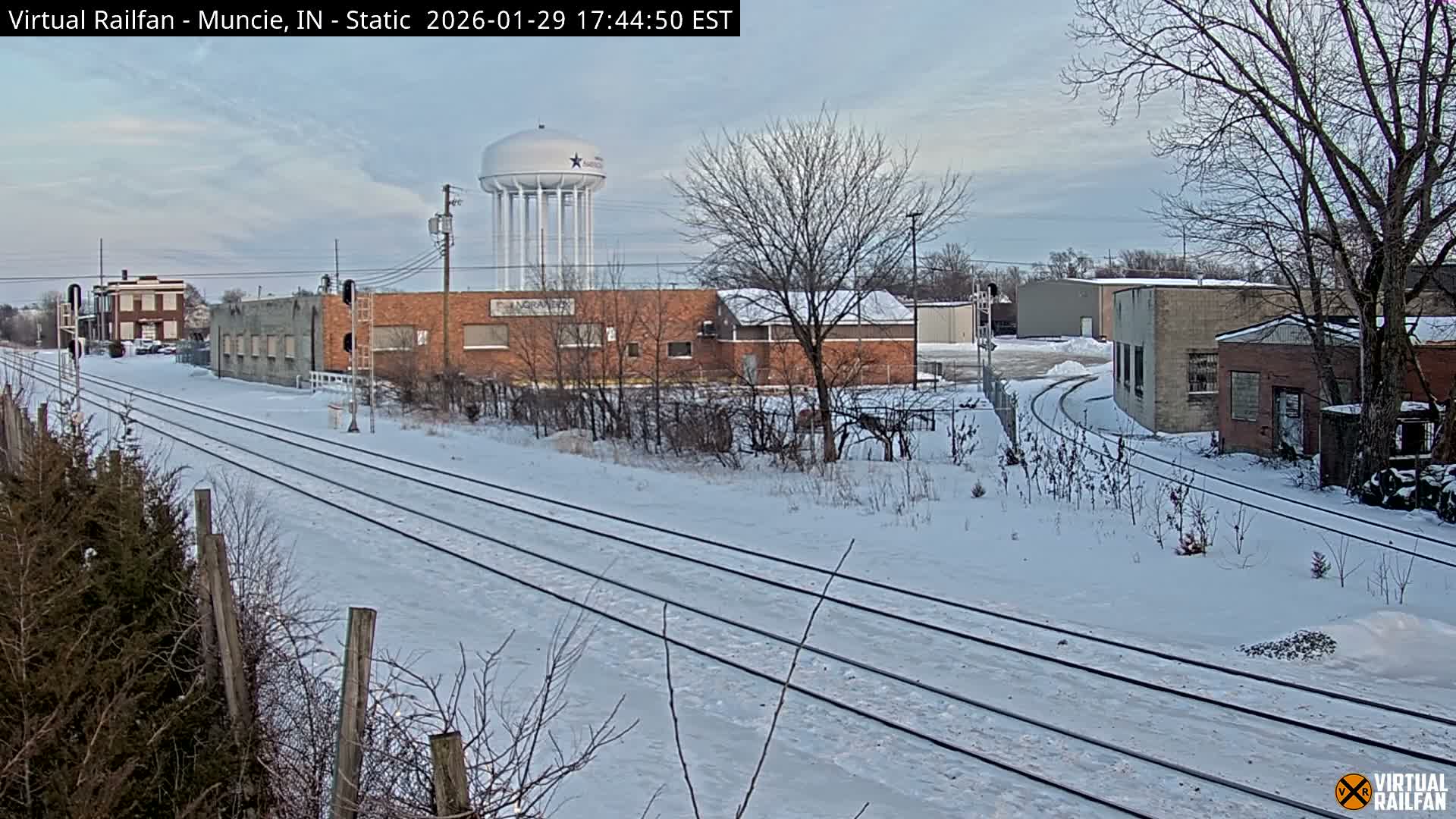 Muncie Railroad Crossing & Industry Area Live Cam - Muncie, Delaware, Indiana, USA