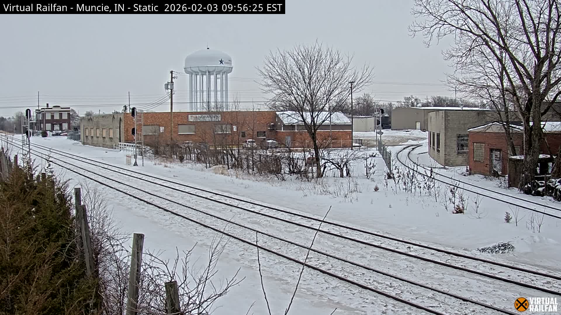 Muncie Railroad Crossing & Industry Area Live Cam - Muncie, Delaware, Indiana, USA