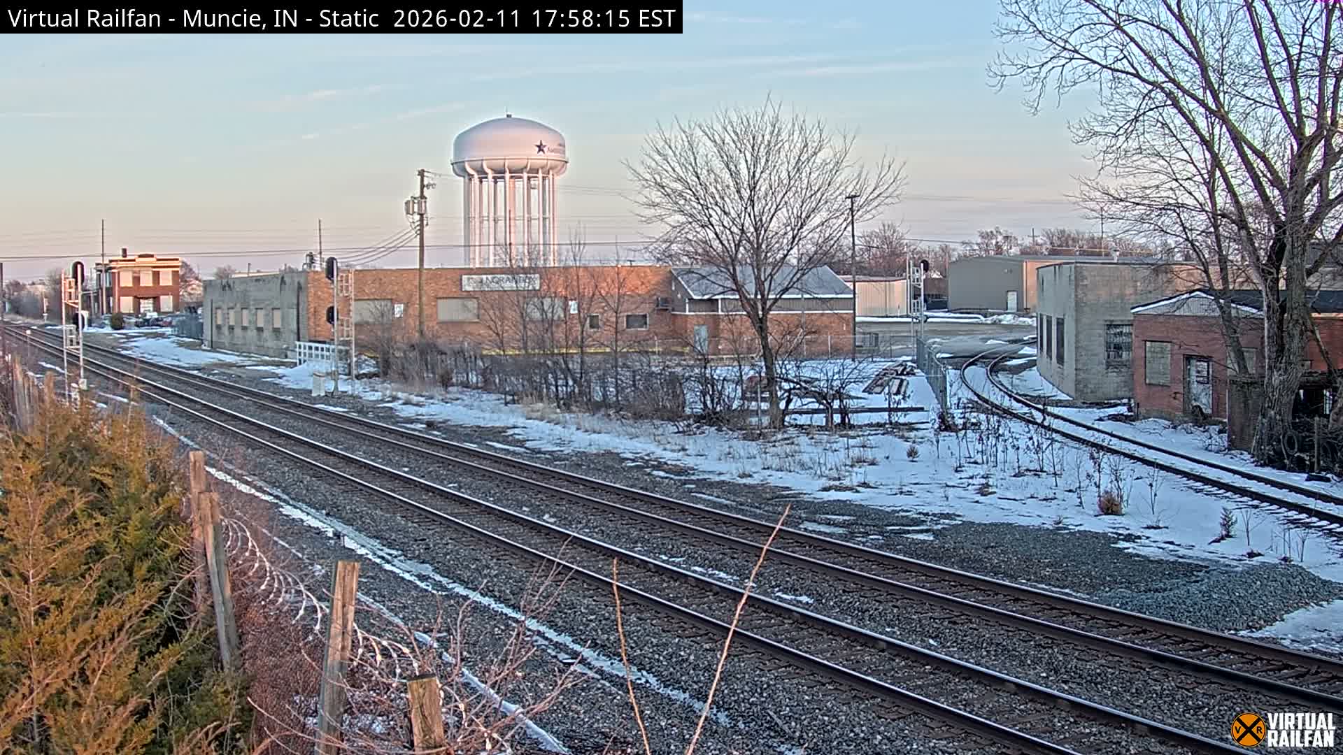Muncie Railroad Crossing & Industry Area Live Cam - Muncie, Delaware, Indiana, USA