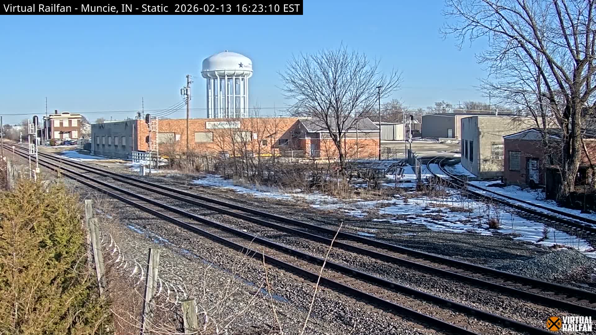 Muncie Railroad Crossing & Industry Area Live Cam - Muncie, Delaware, Indiana, USA