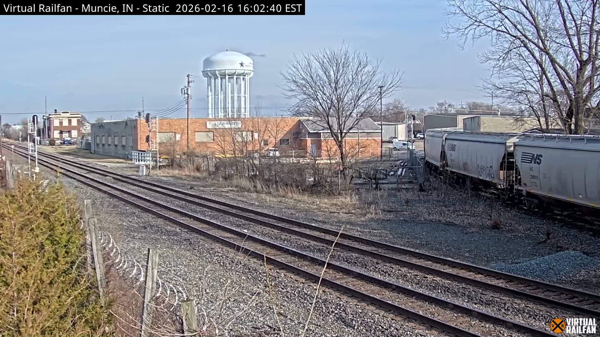 Muncie Railroad Crossing & Industry Area Live Cam - Muncie, Delaware, Indiana, USA