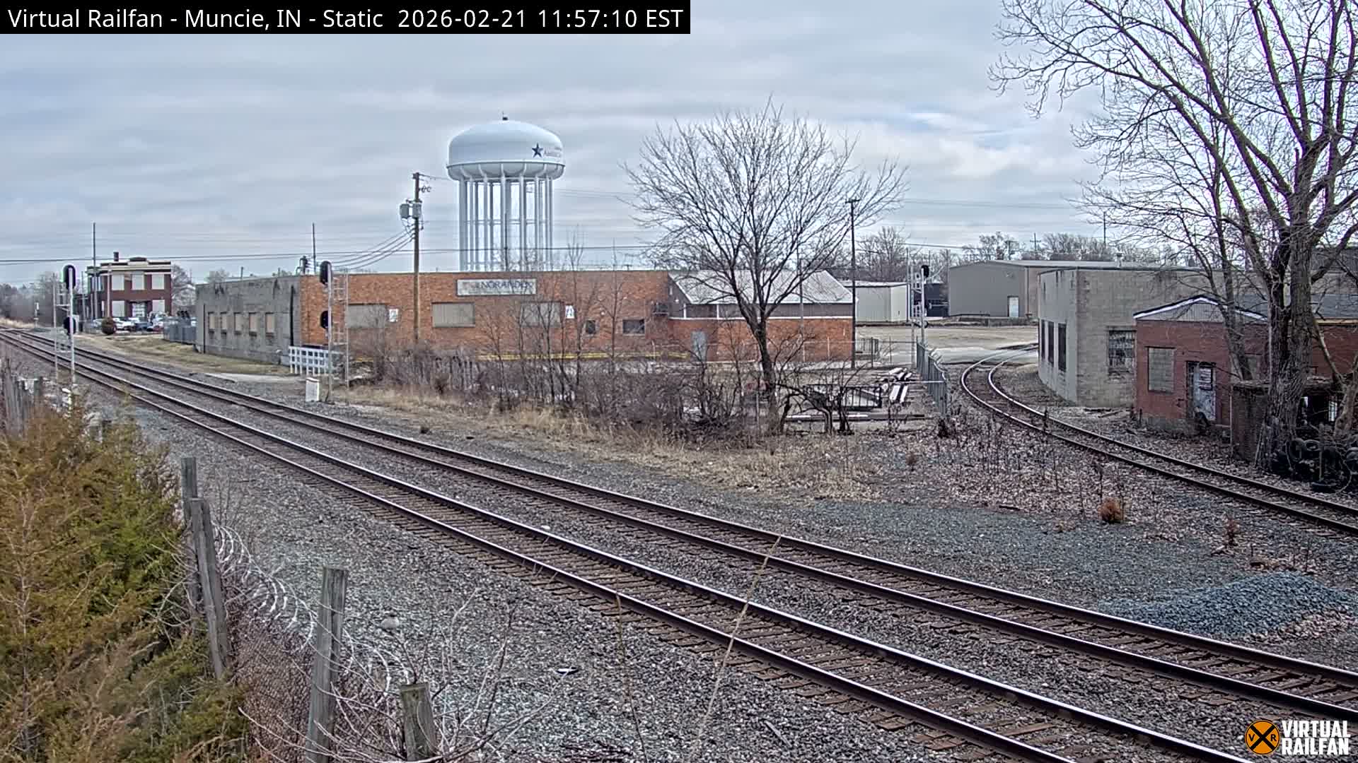 Muncie Railroad Crossing & Industry Area Live Cam - Muncie, Delaware, Indiana, USA