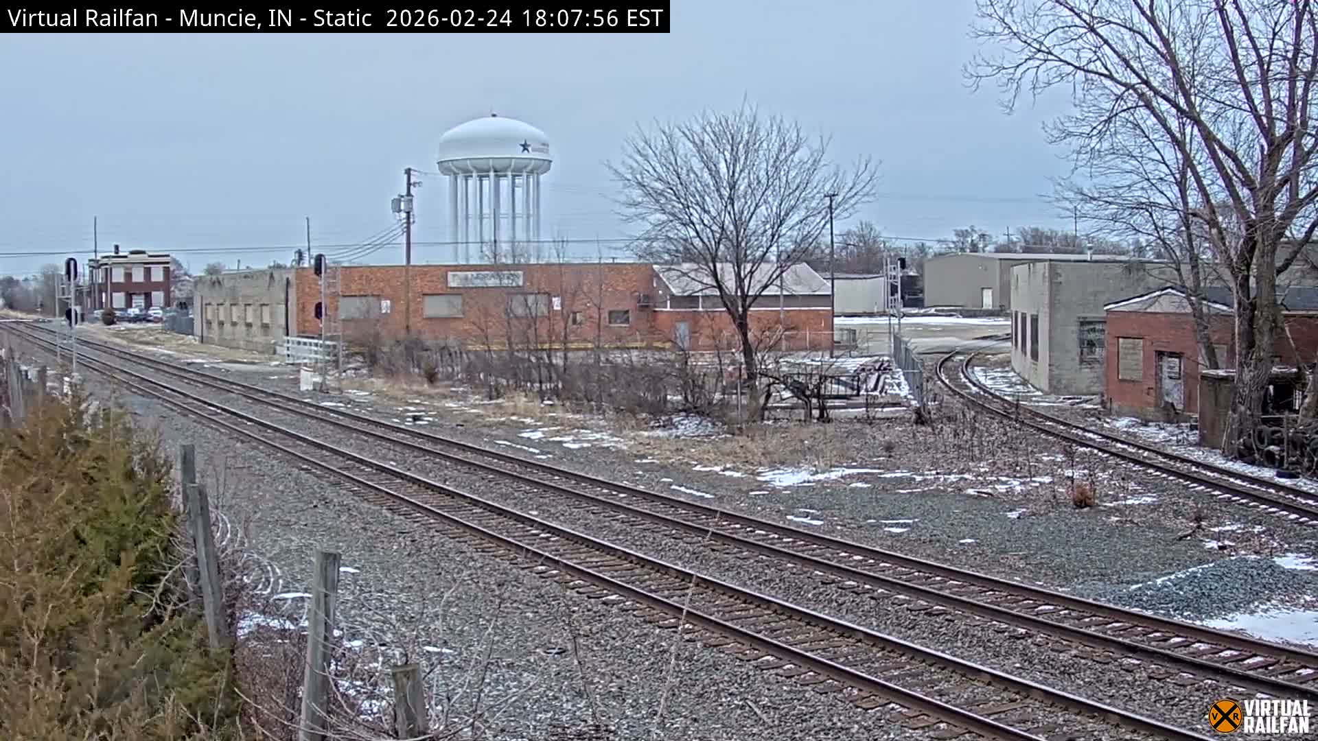 Muncie Railroad Crossing & Industry Area Live Cam - Muncie, Delaware, Indiana, USA