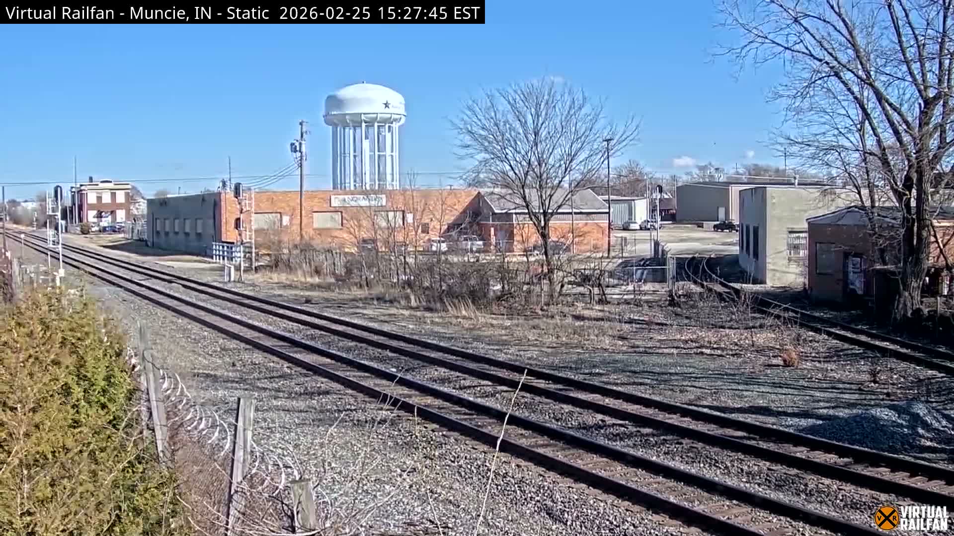 Muncie Railroad Crossing & Industry Area Live Cam - Muncie, Delaware, Indiana, USA