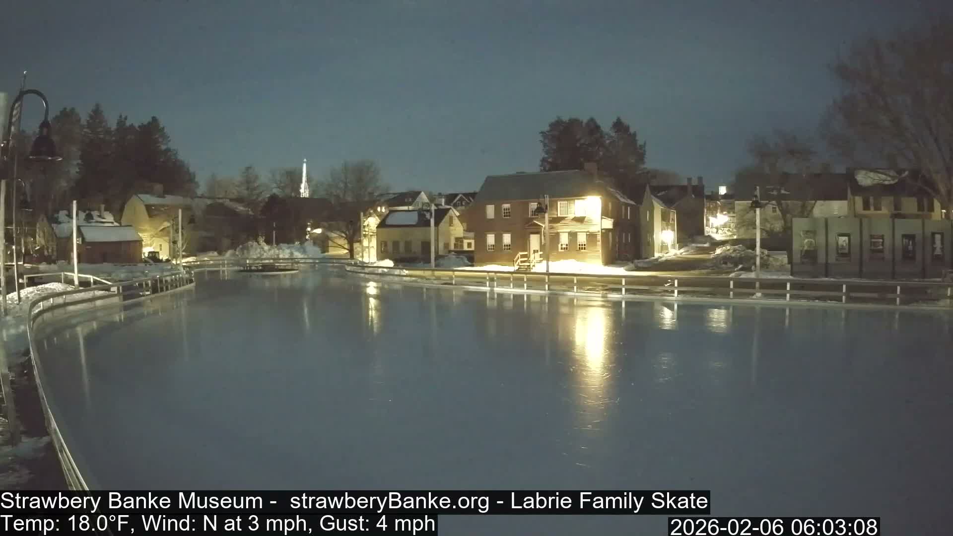 Fire Pit Porsmouth Ice Skating Live Cam -  New Hampshire, USA
