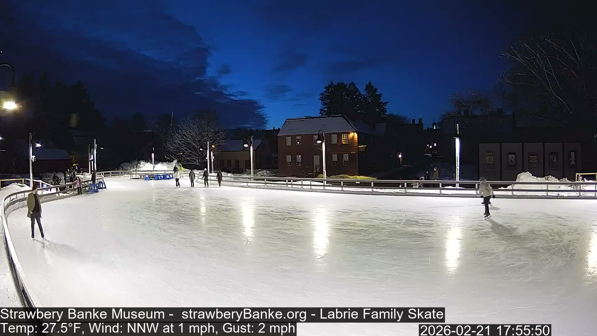 Fire Pit Porsmouth Ice Skating Live Cam -  New Hampshire, USA