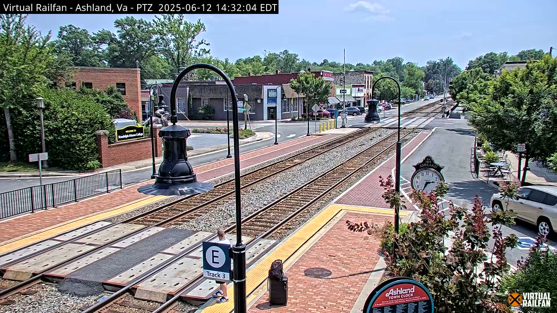 Ashland  Railroad Crossing  Live Cam -  Ashland, Hanover, Virginia, USA 