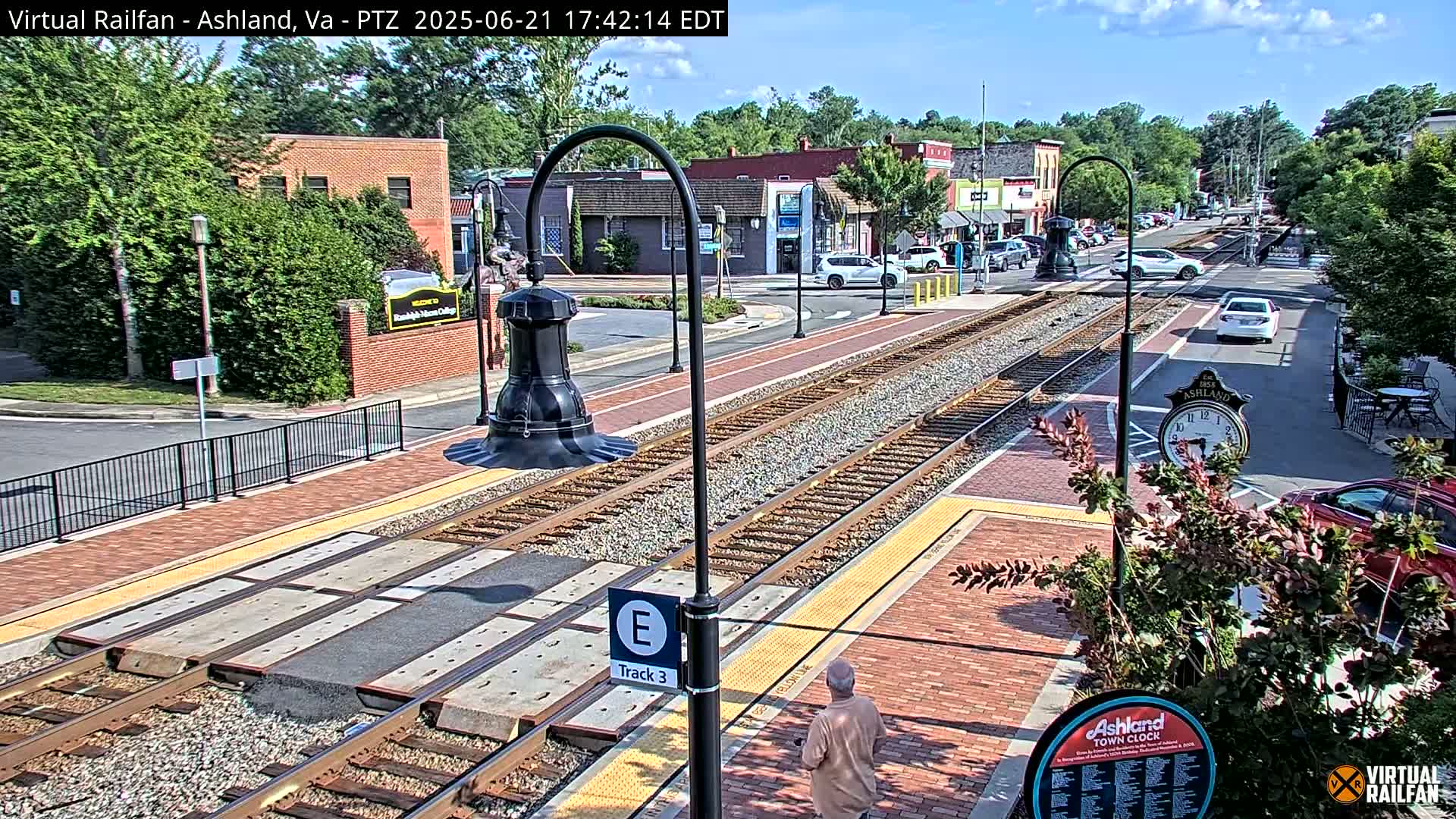 Ashland  Railroad Crossing  Live Cam -  Ashland, Hanover, Virginia, USA 