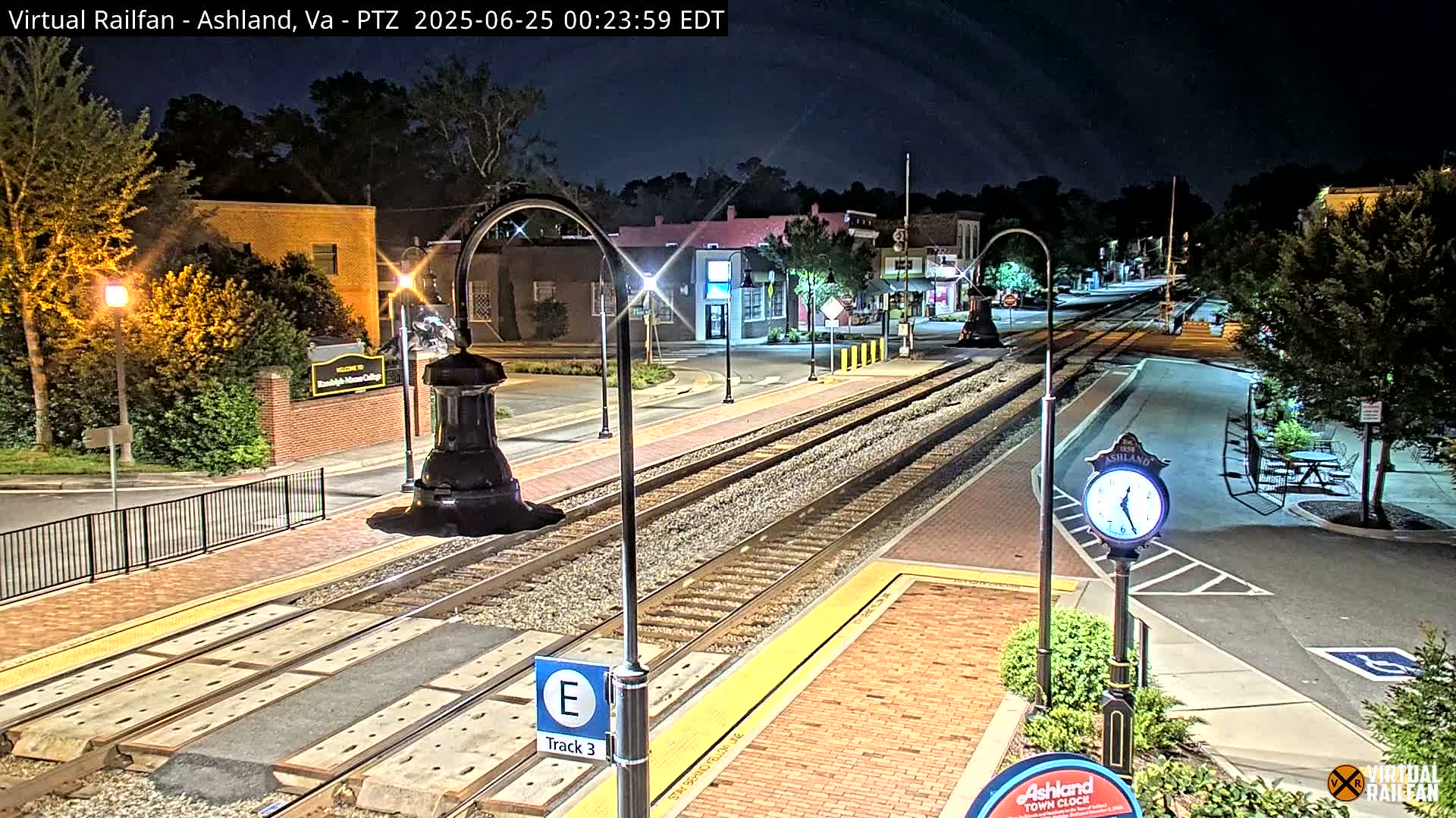 Ashland  Railroad Crossing  Live Cam -  Ashland, Hanover, Virginia, USA 
