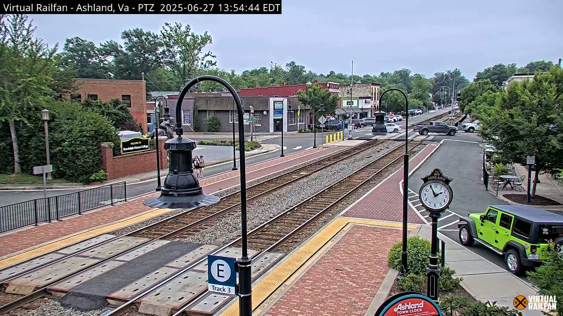 Ashland  Railroad Crossing  Live Cam -  Ashland, Hanover, Virginia, USA 