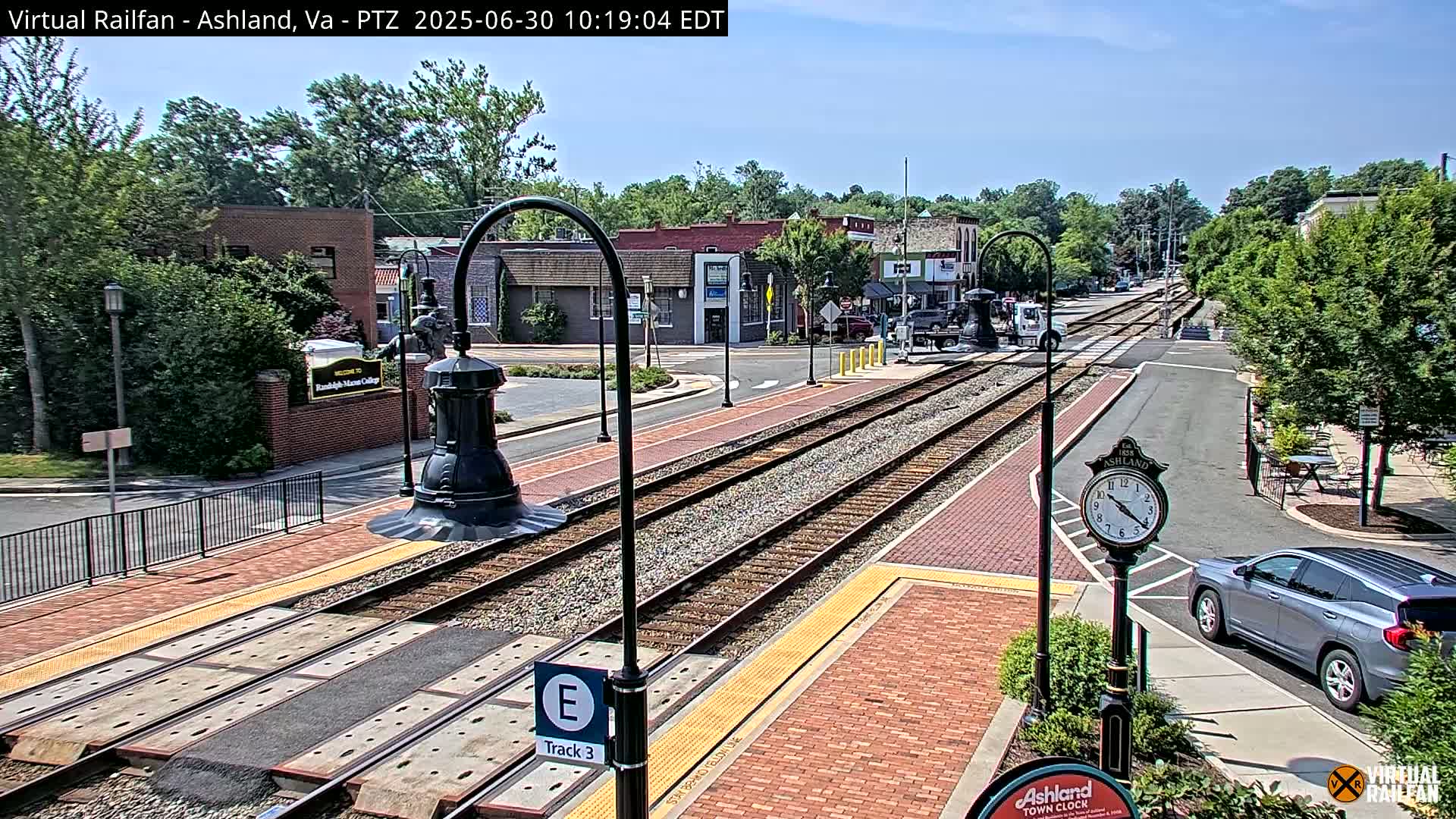 Ashland  Railroad Crossing  Live Cam -  Ashland, Hanover, Virginia, USA 