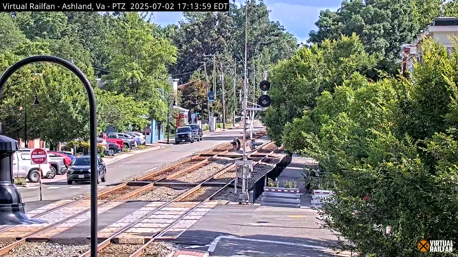 Ashland  Railroad Crossing  Live Cam -  Ashland, Hanover, Virginia, USA 