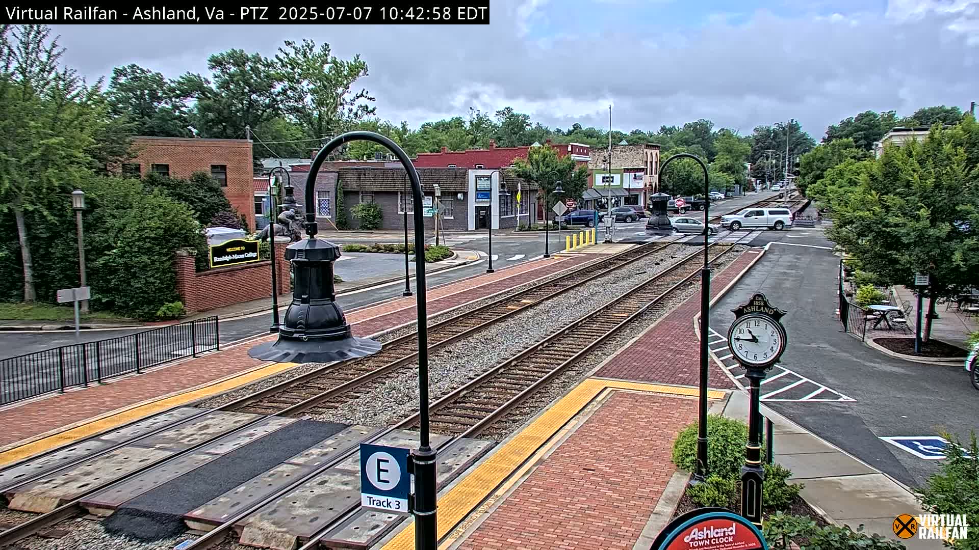 Ashland  Railroad Crossing  Live Cam -  Ashland, Hanover, Virginia, USA 