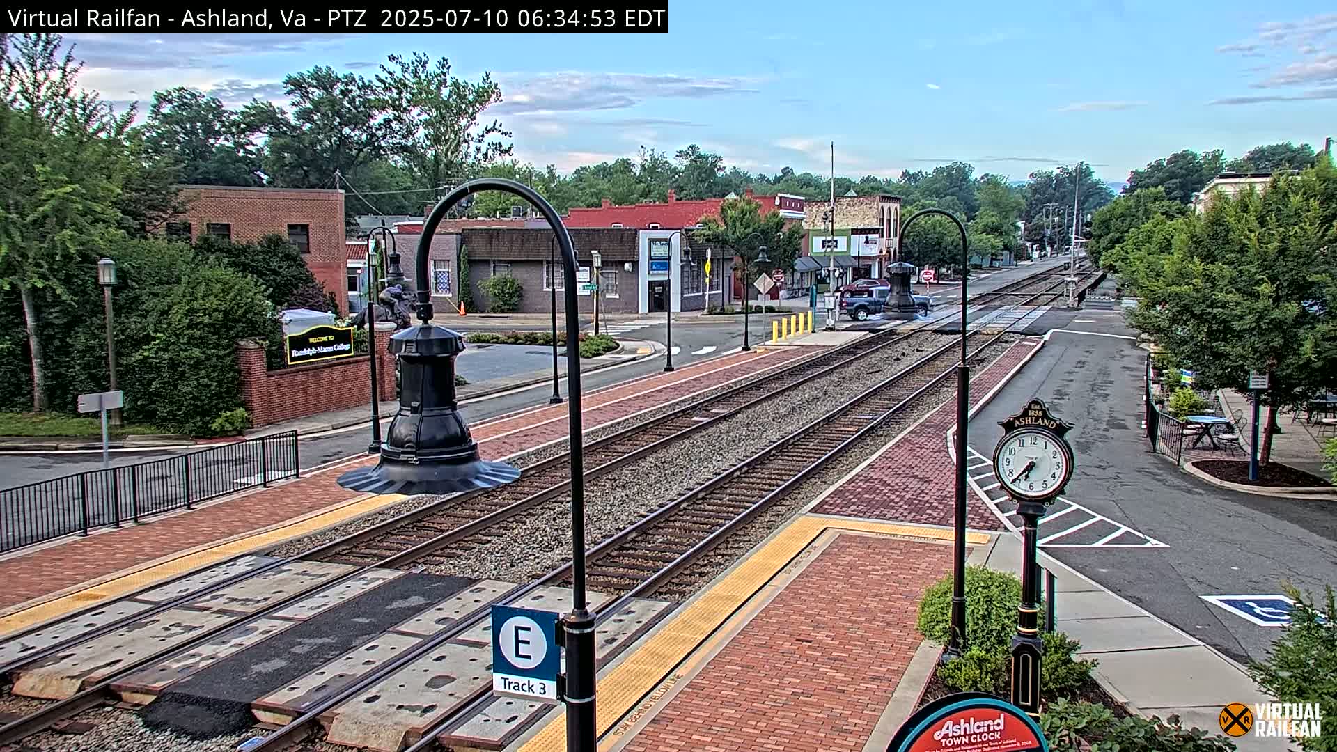 Ashland  Railroad Crossing  Live Cam -  Ashland, Hanover, Virginia, USA 