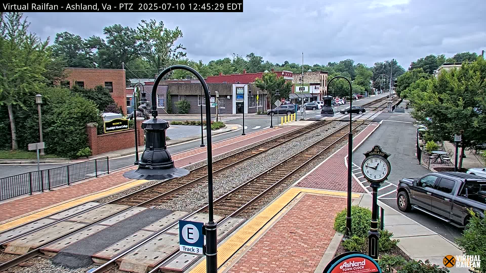 Ashland  Railroad Crossing  Live Cam -  Ashland, Hanover, Virginia, USA 