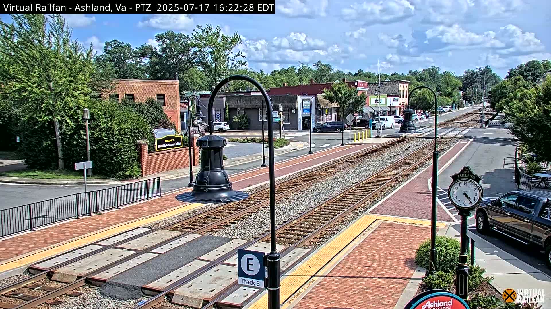 Ashland  Railroad Crossing  Live Cam -  Ashland, Hanover, Virginia, USA 