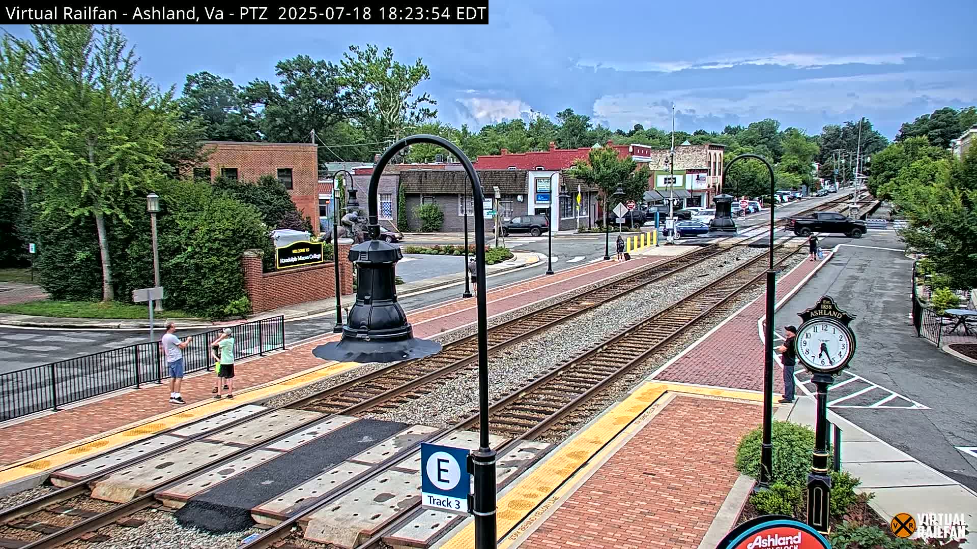 Ashland  Railroad Crossing  Live Cam -  Ashland, Hanover, Virginia, USA 