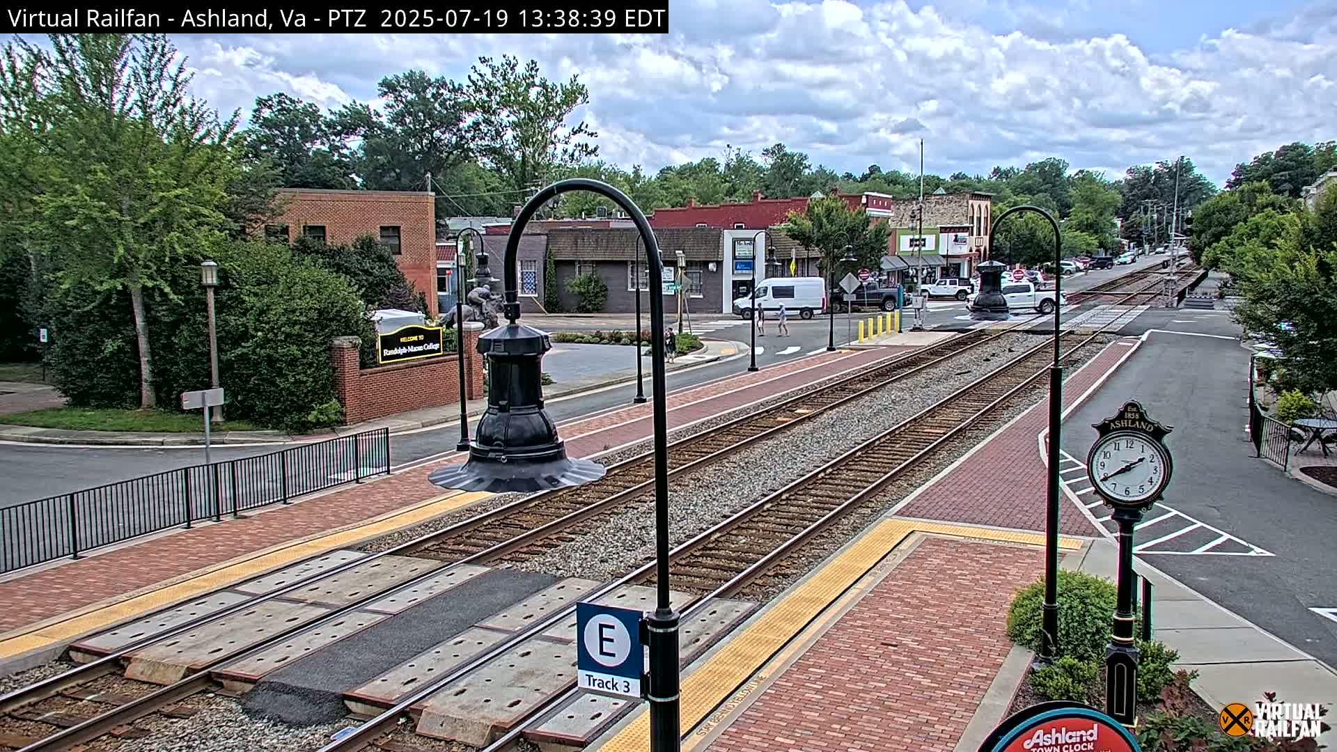Ashland  Railroad Crossing  Live Cam -  Ashland, Hanover, Virginia, USA 