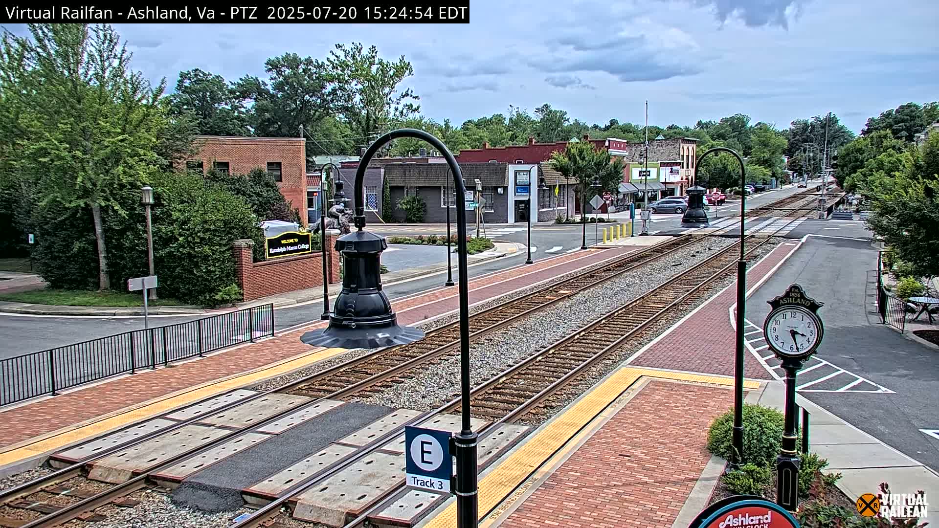 Ashland  Railroad Crossing  Live Cam -  Ashland, Hanover, Virginia, USA 