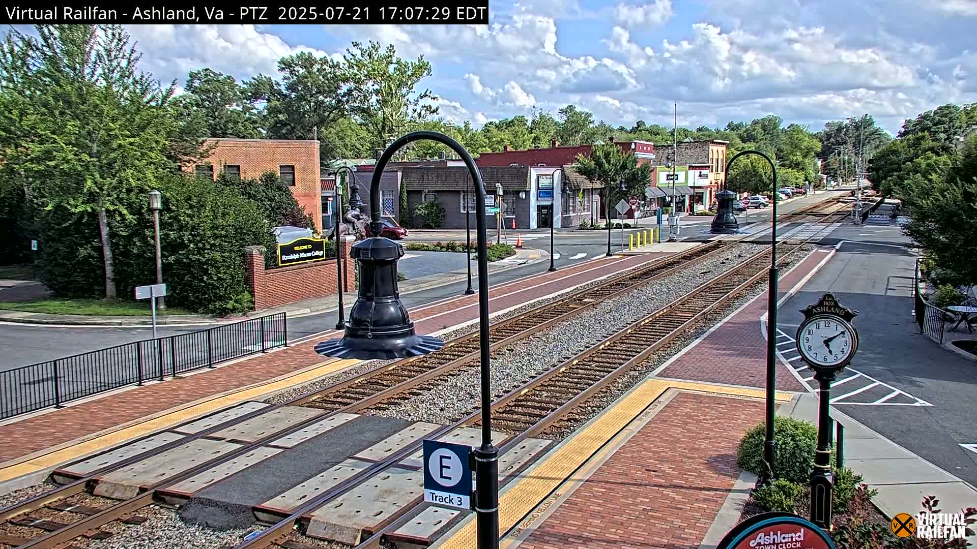 Ashland  Railroad Crossing  Live Cam -  Ashland, Hanover, Virginia, USA 