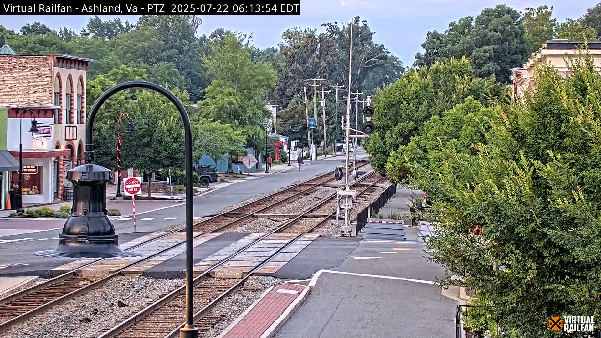 Ashland  Railroad Crossing  Live Cam -  Ashland, Hanover, Virginia, USA 