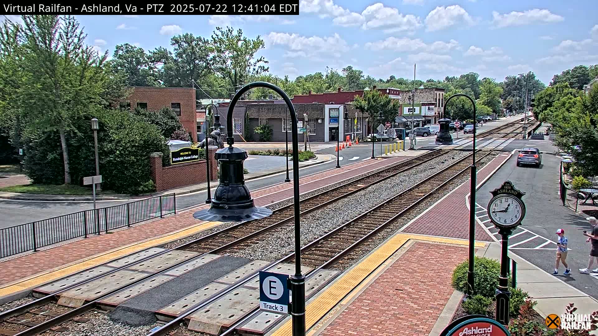 Ashland  Railroad Crossing  Live Cam -  Ashland, Hanover, Virginia, USA 