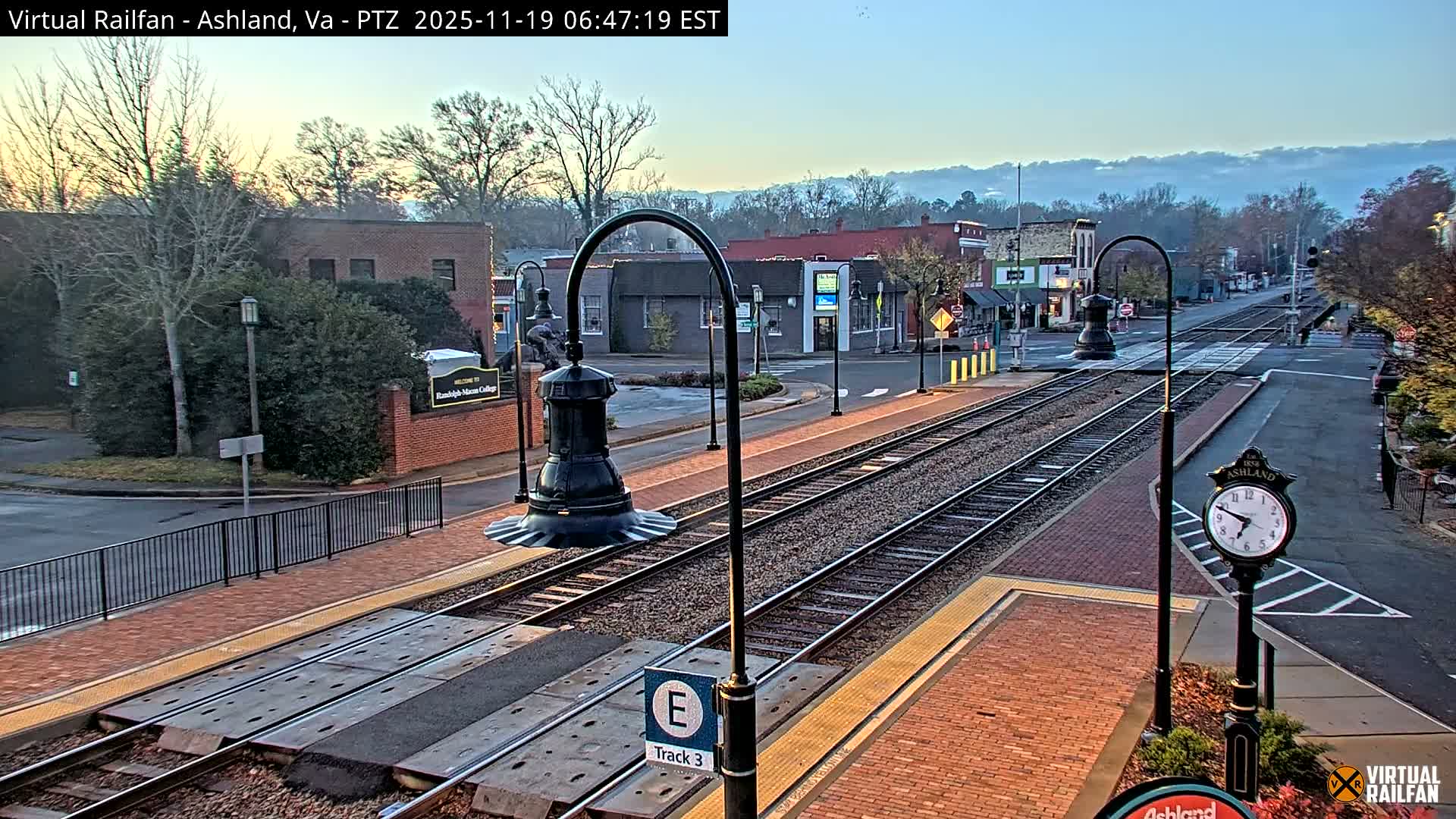 Ashland  Railroad Crossing  Live Cam -  Ashland, Hanover, Virginia, USA 