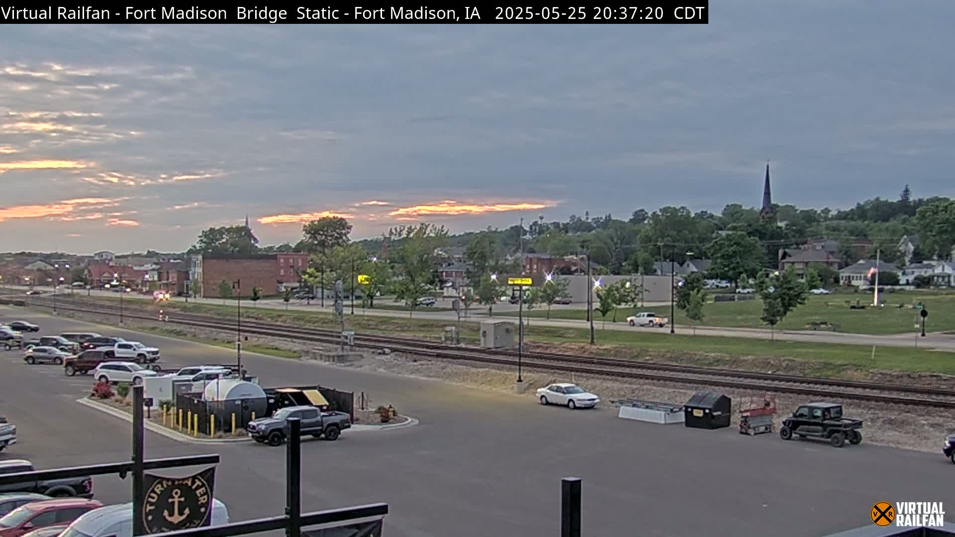 Fort Madison Railroad Crossing Live Cam -  Fort Madison, Lee, Iowa, USA