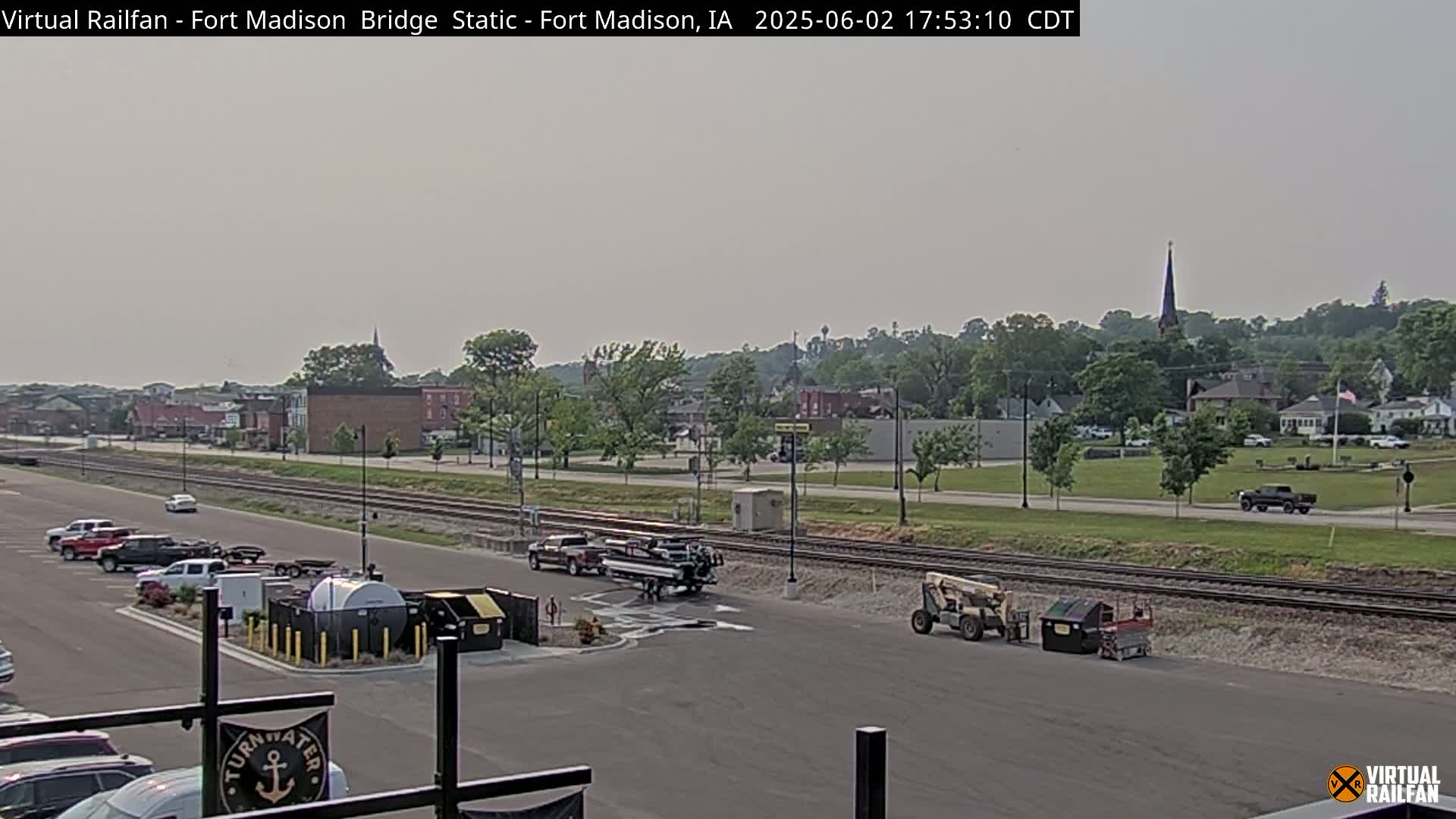 Fort Madison Railroad Crossing Live Cam -  Fort Madison, Lee, Iowa, USA