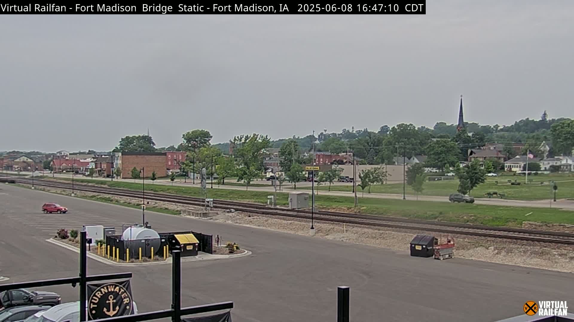 Fort Madison Railroad Crossing Live Cam -  Fort Madison, Lee, Iowa, USA