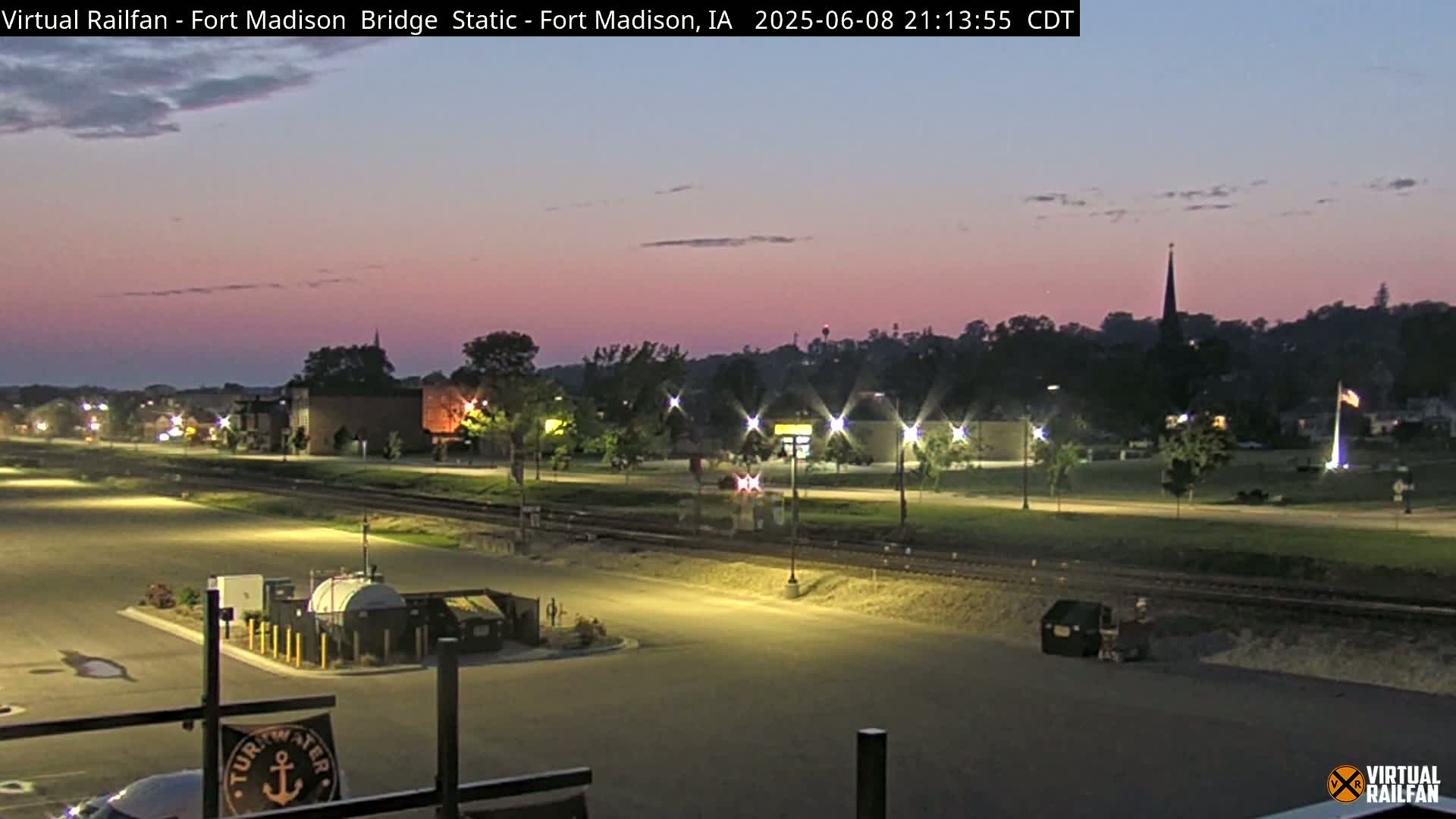 Fort Madison Railroad Crossing Live Cam -  Fort Madison, Lee, Iowa, USA