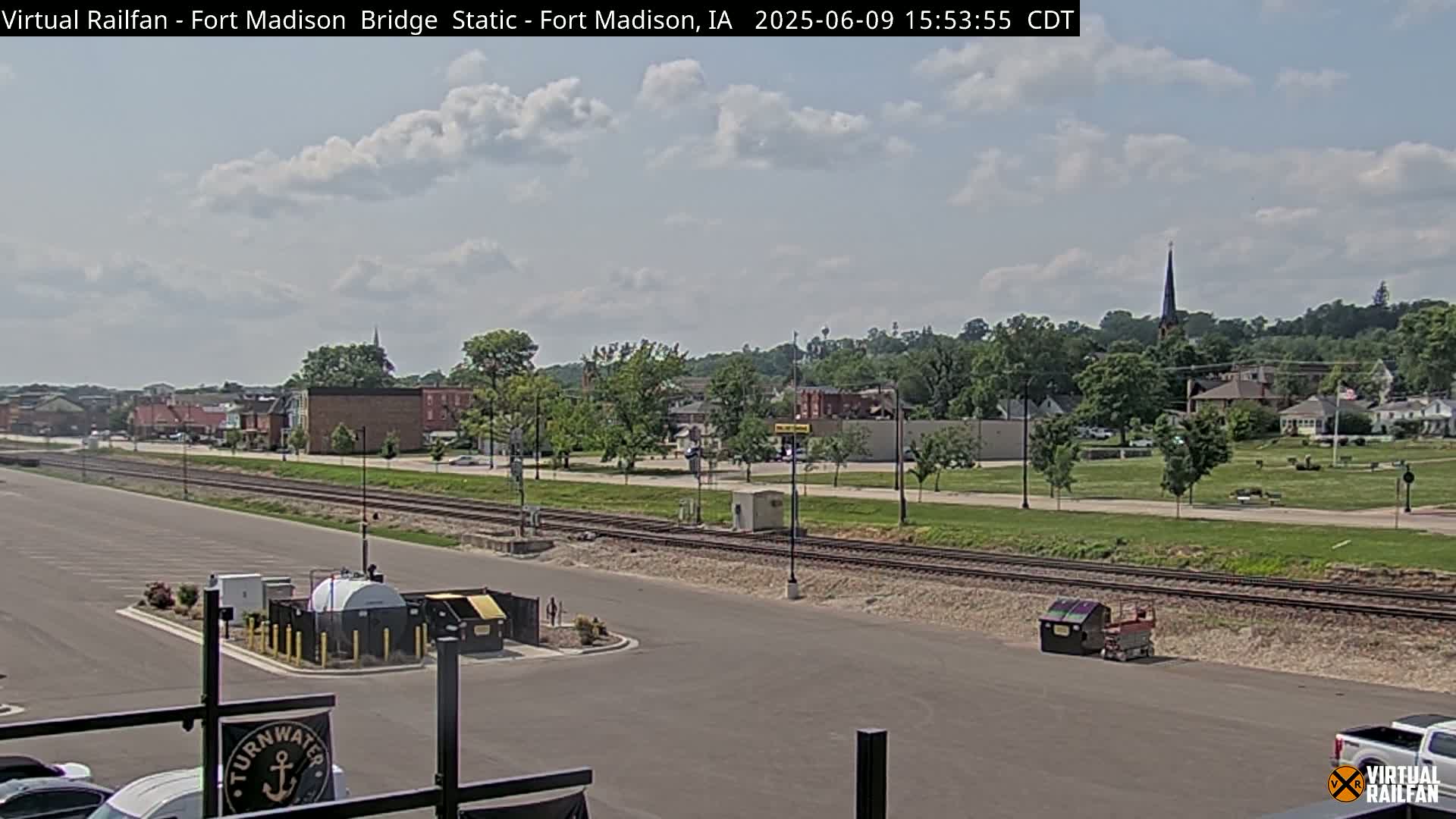Fort Madison Railroad Crossing Live Cam -  Fort Madison, Lee, Iowa, USA