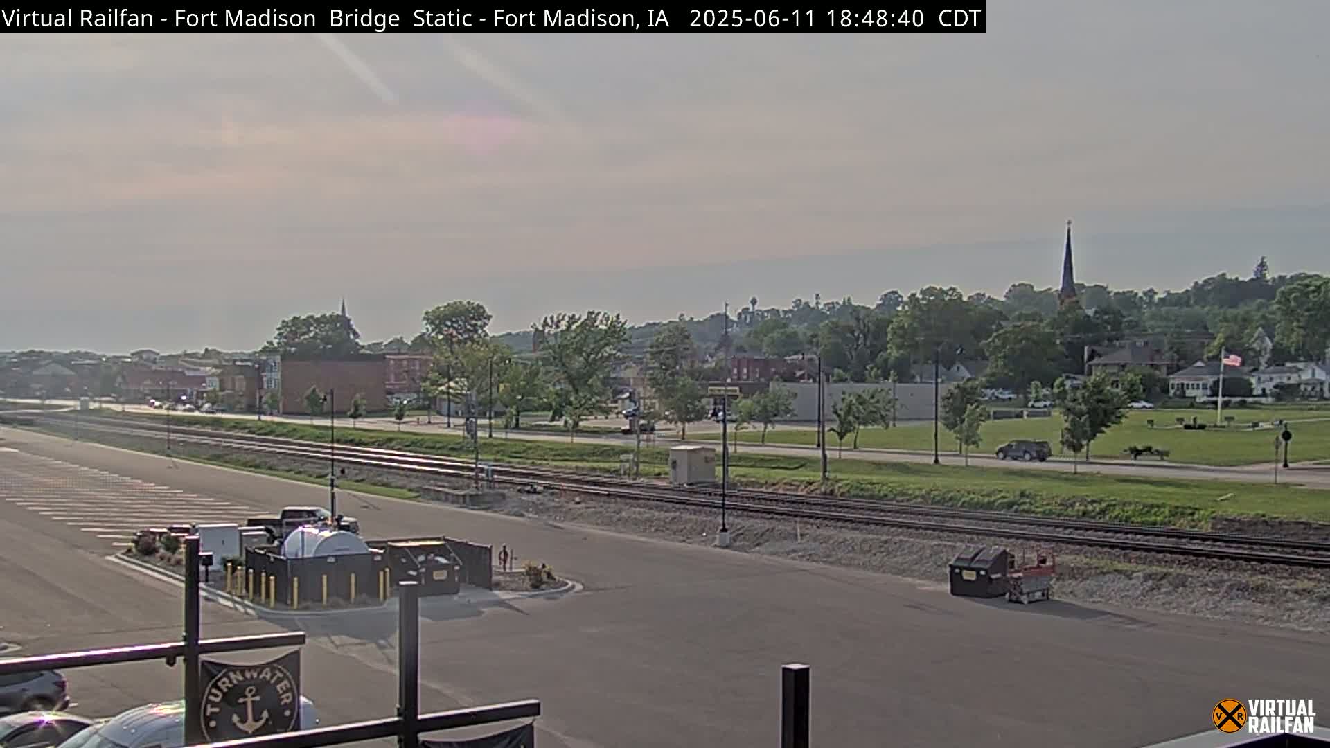 Fort Madison Railroad Crossing Live Cam -  Fort Madison, Lee, Iowa, USA