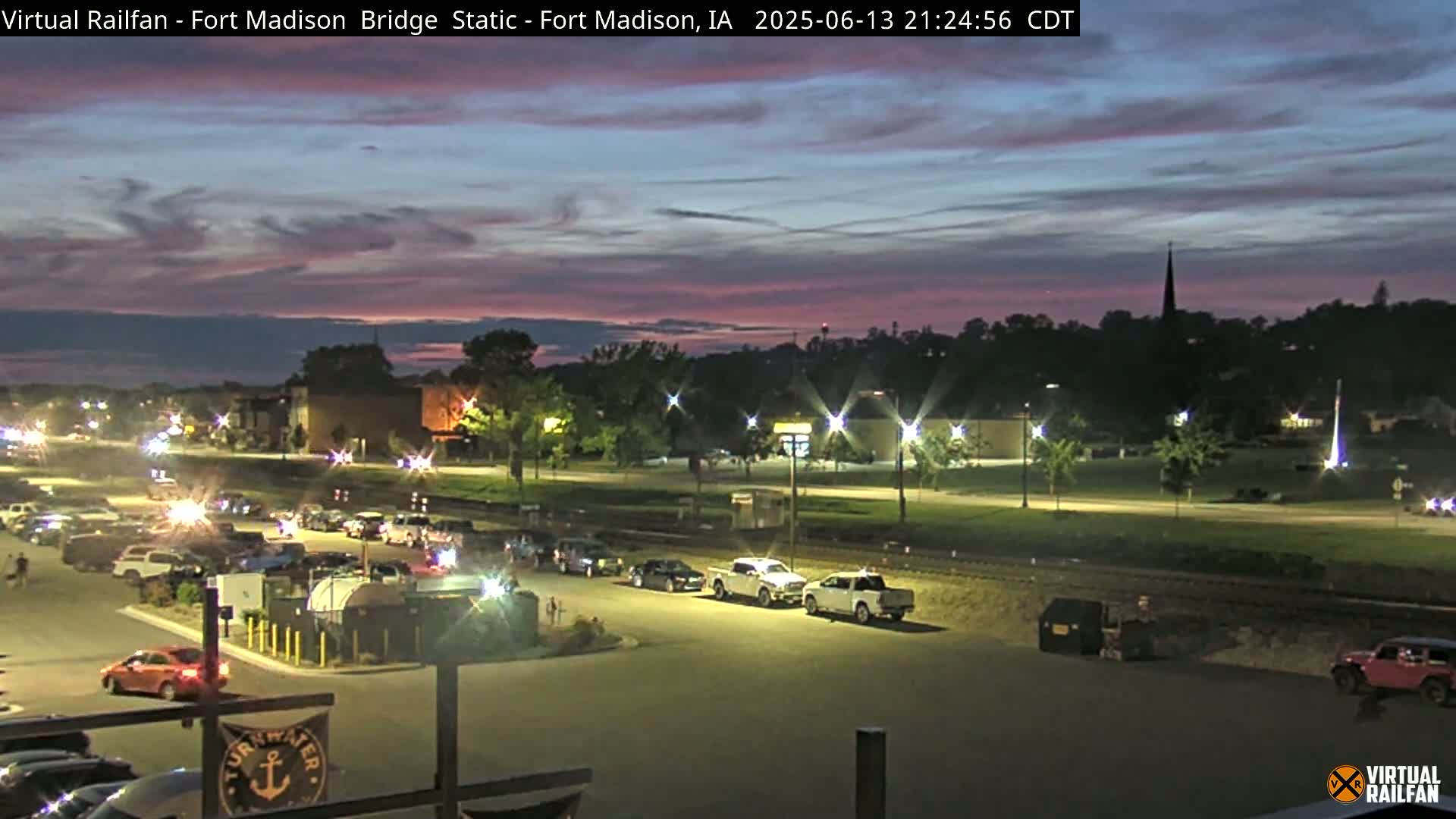 Fort Madison Railroad Crossing Live Cam -  Fort Madison, Lee, Iowa, USA