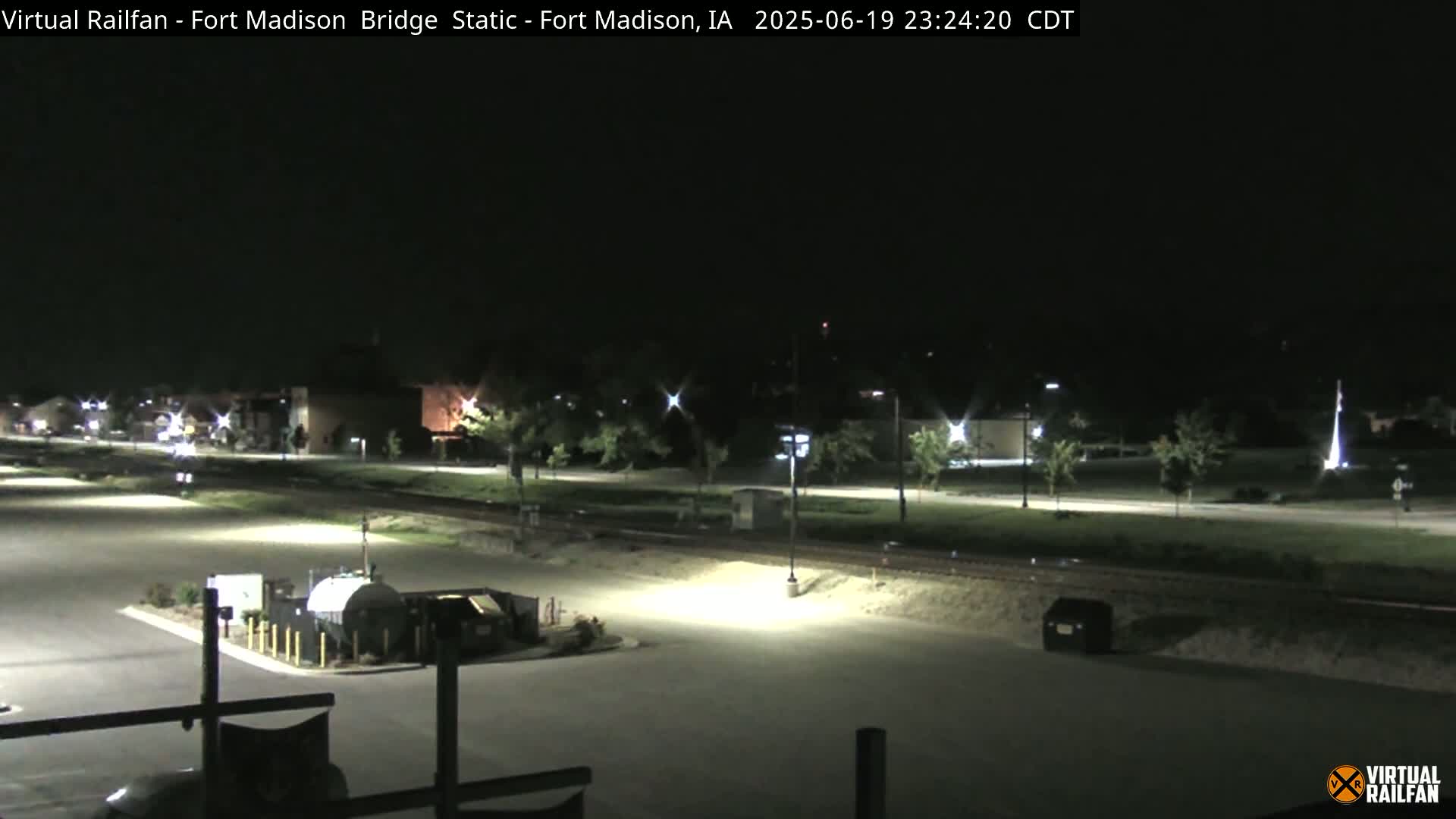 Fort Madison Railroad Crossing Live Cam -  Fort Madison, Lee, Iowa, USA