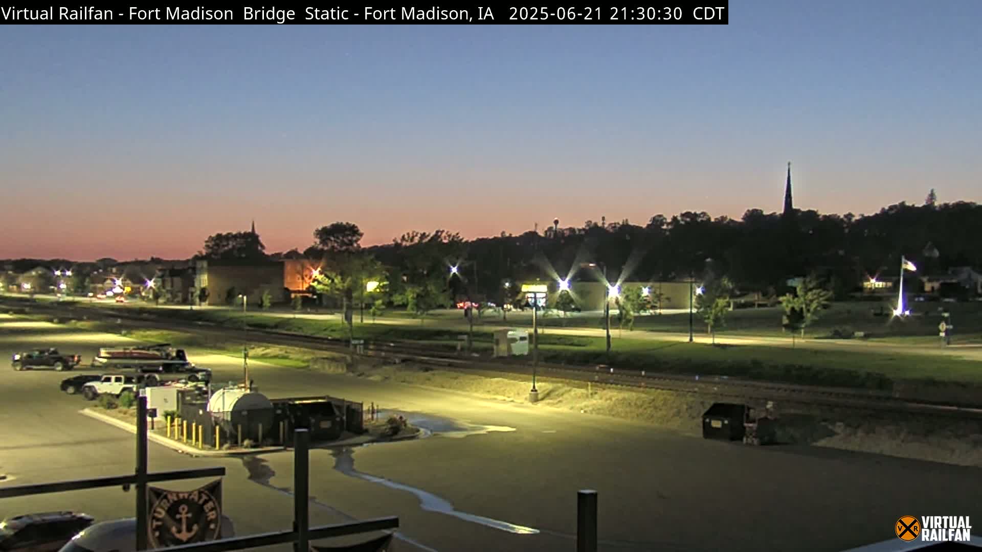 Fort Madison Railroad Crossing Live Cam -  Fort Madison, Lee, Iowa, USA