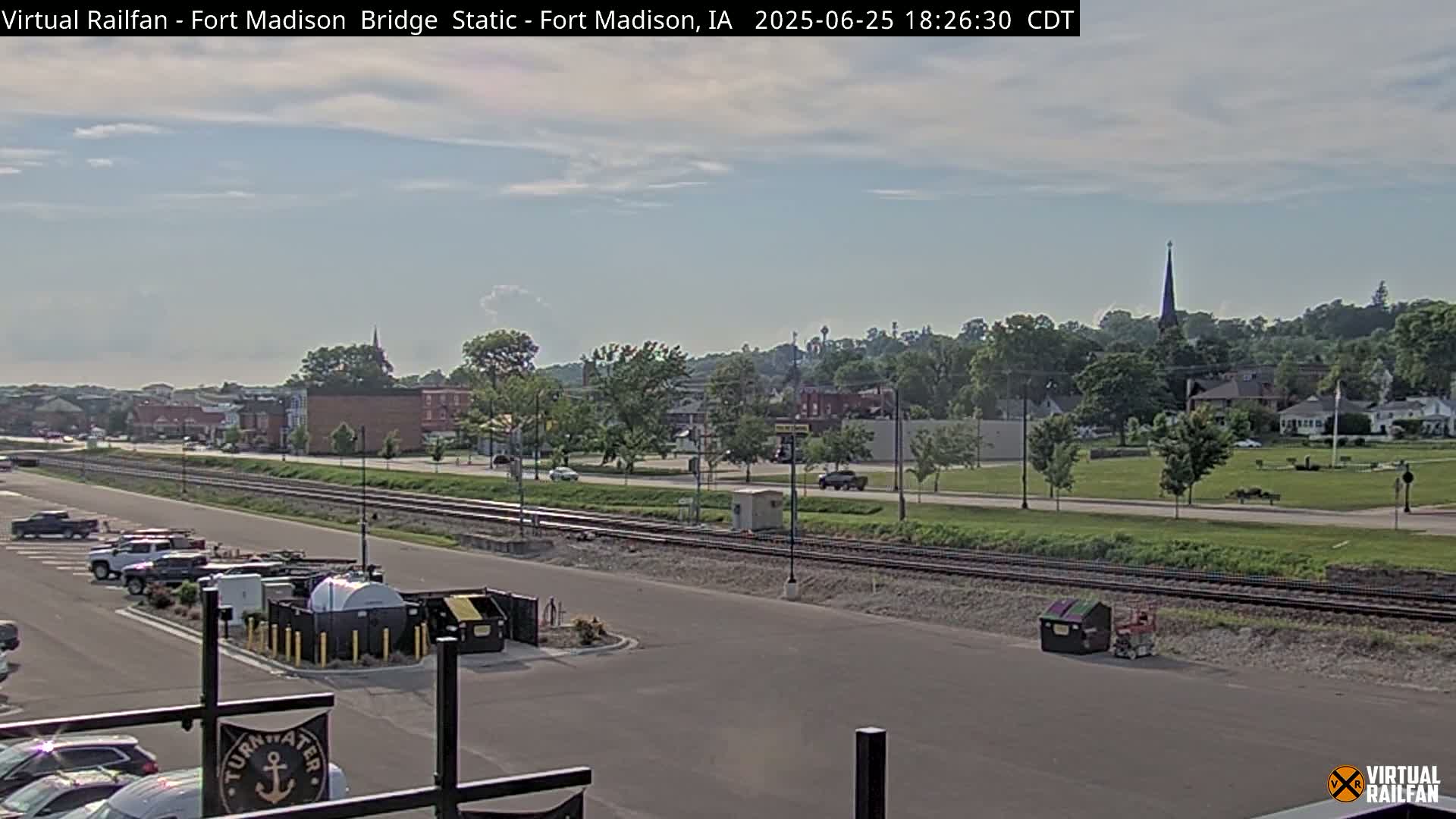 Fort Madison Railroad Crossing Live Cam -  Fort Madison, Lee, Iowa, USA