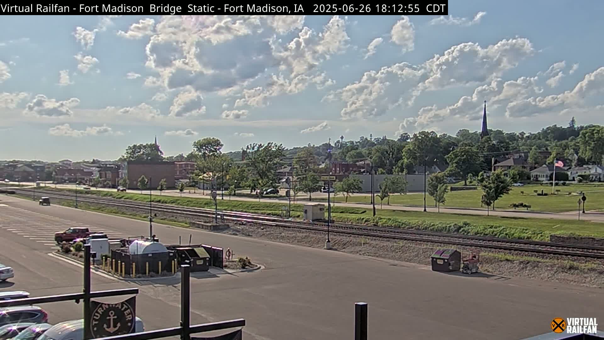 Fort Madison Railroad Crossing Live Cam -  Fort Madison, Lee, Iowa, USA