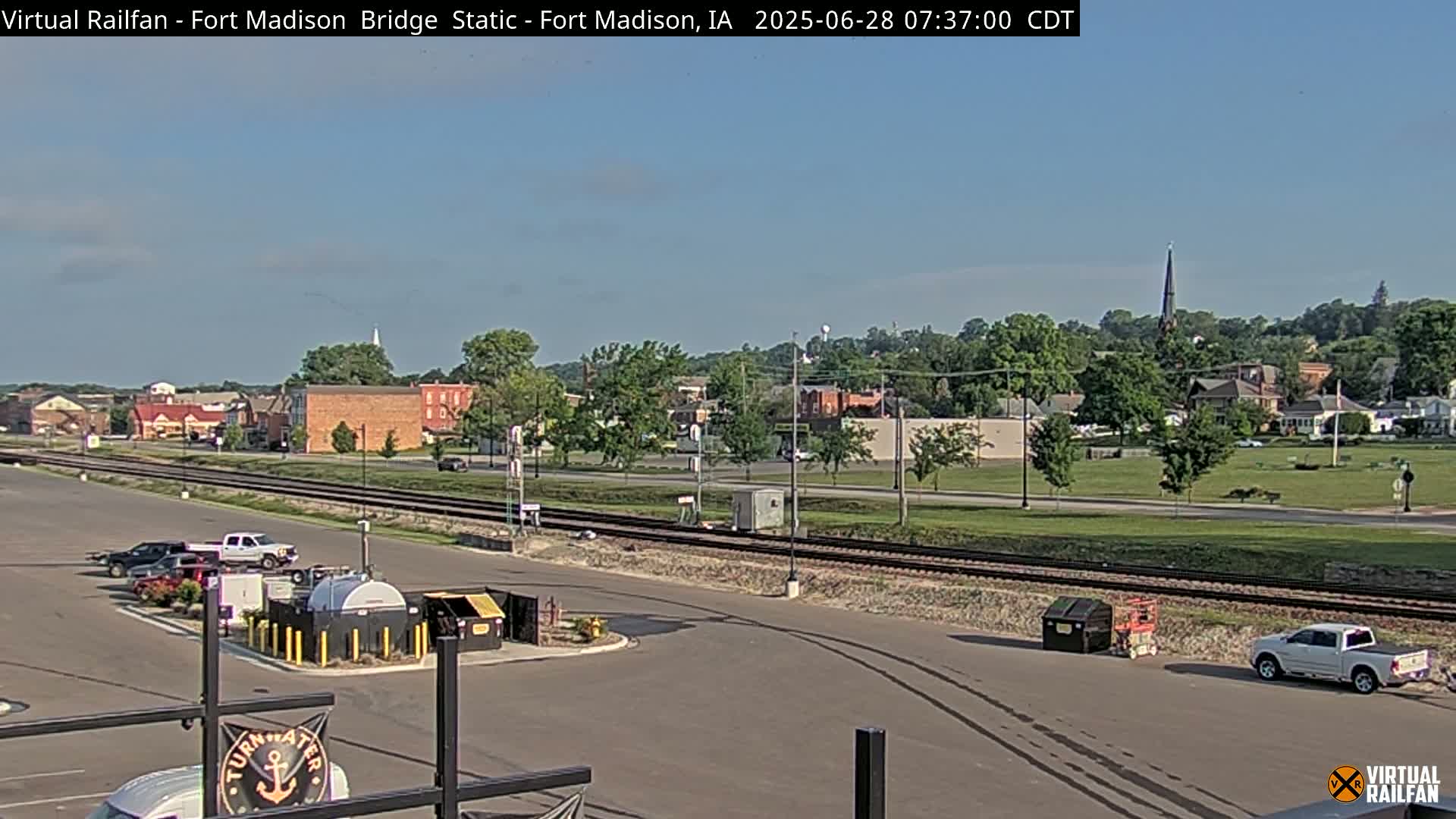 Fort Madison Railroad Crossing Live Cam -  Fort Madison, Lee, Iowa, USA