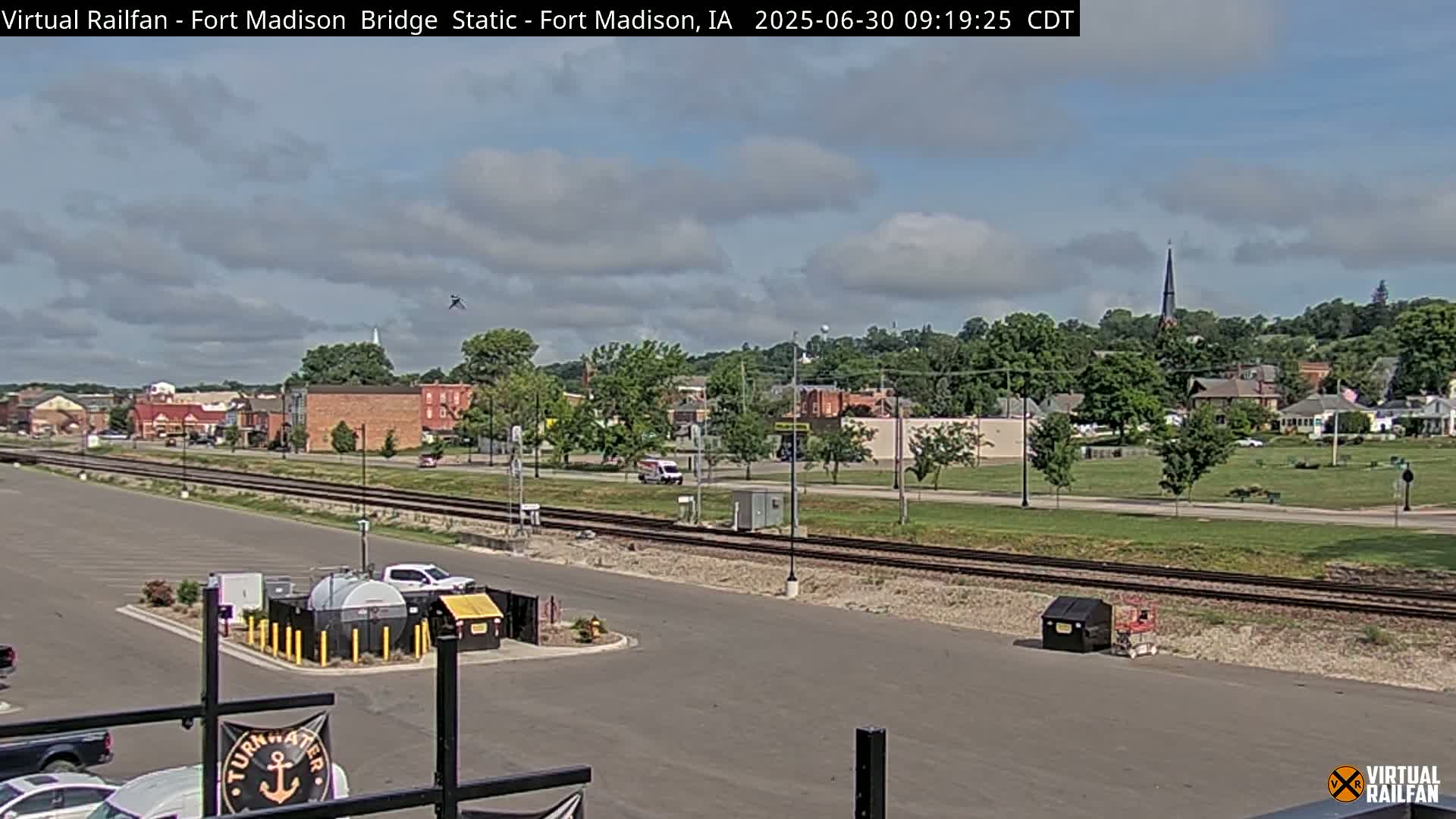 Fort Madison Railroad Crossing Live Cam -  Fort Madison, Lee, Iowa, USA