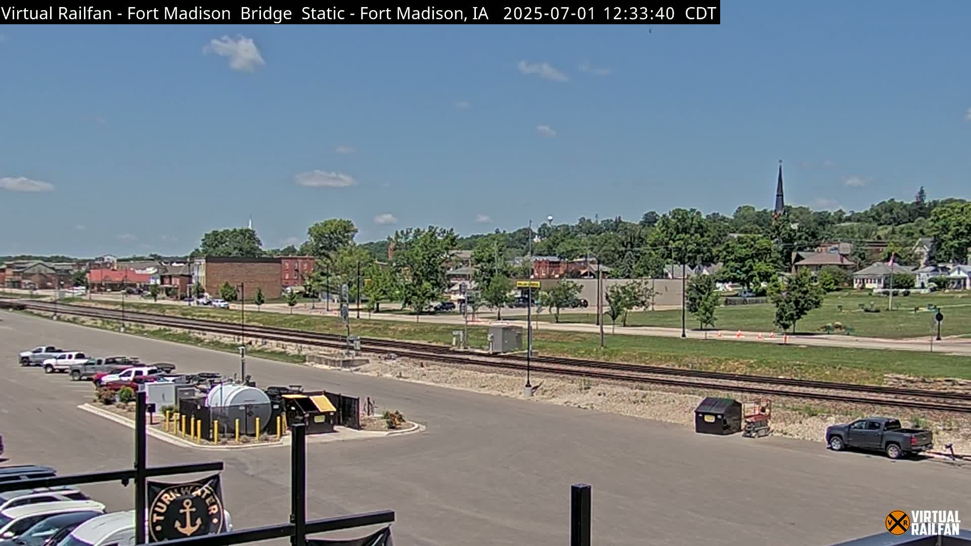 Fort Madison Railroad Crossing Live Cam -  Fort Madison, Lee, Iowa, USA