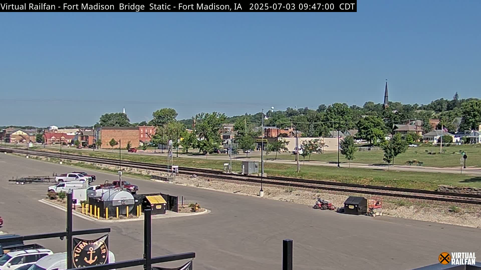 Fort Madison Railroad Crossing Live Cam -  Fort Madison, Lee, Iowa, USA